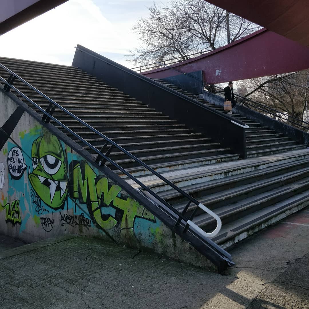 Face au canal — photo 1