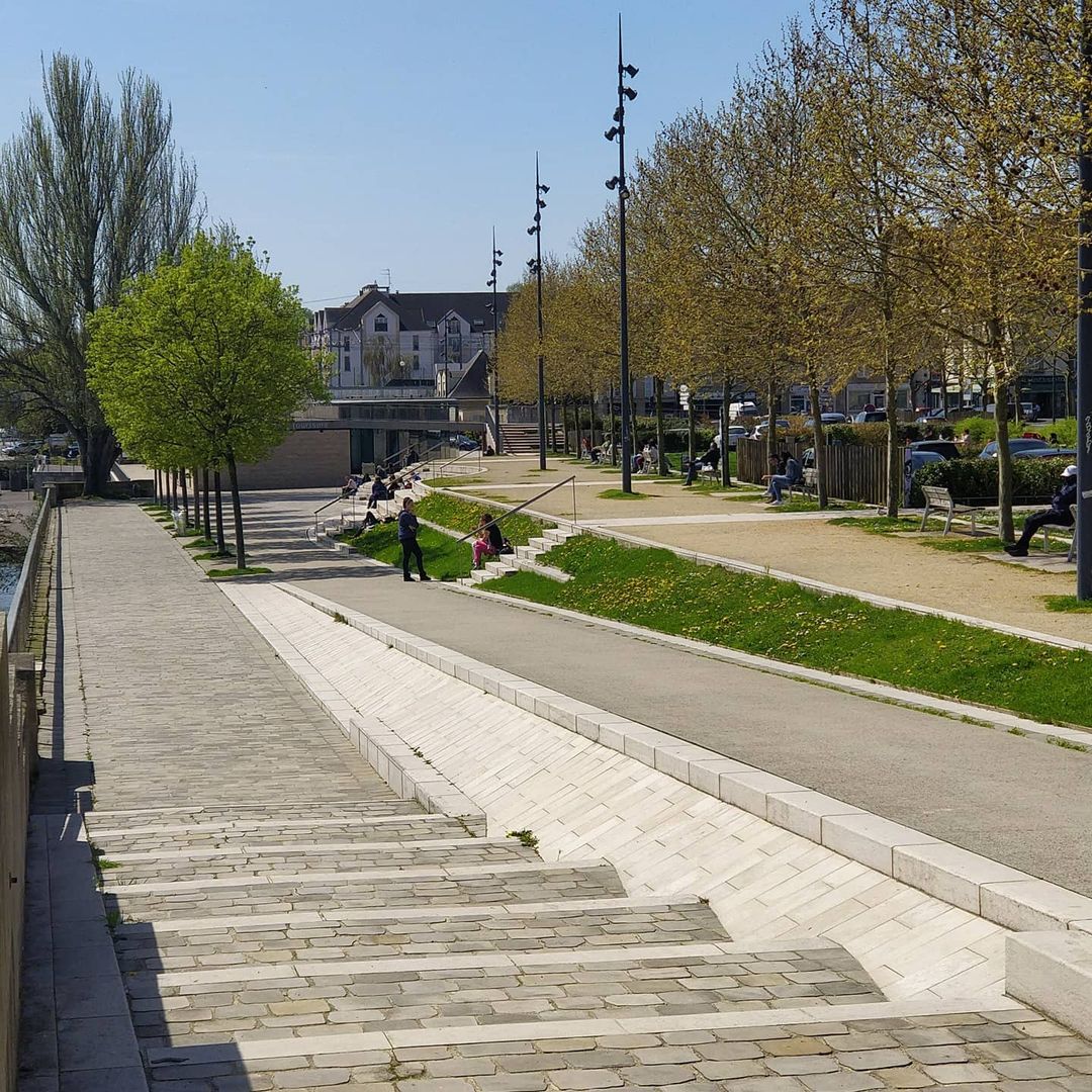Place de la piscine — photo 1