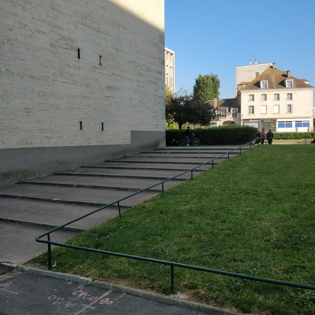 Mini longs handrails — photo 1