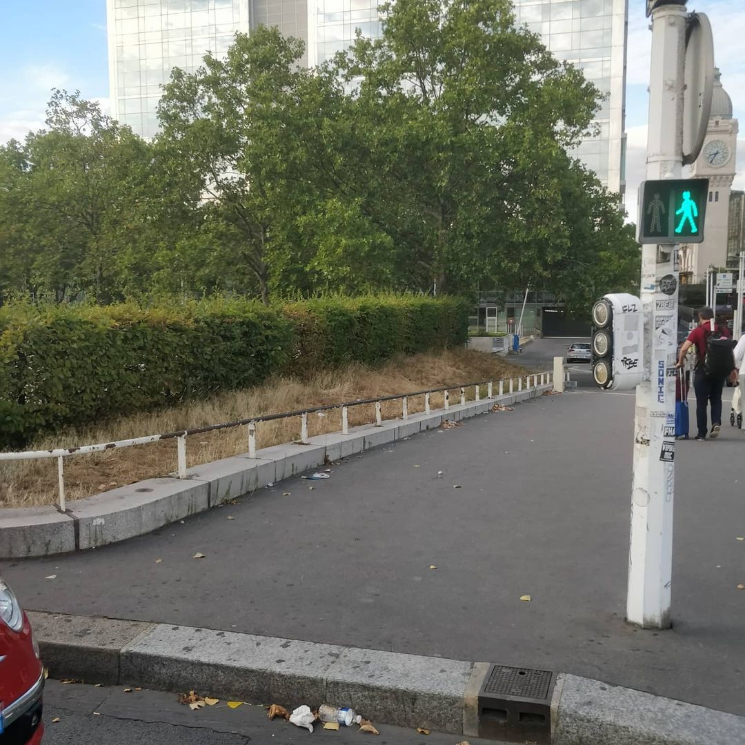 Rail Van Gogh — photo 1