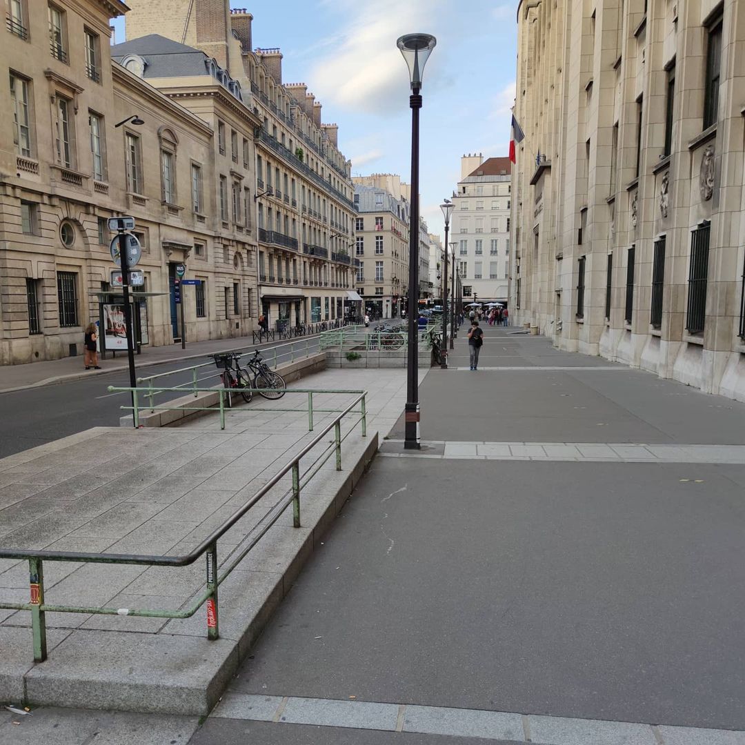 Saint pères — photo 1