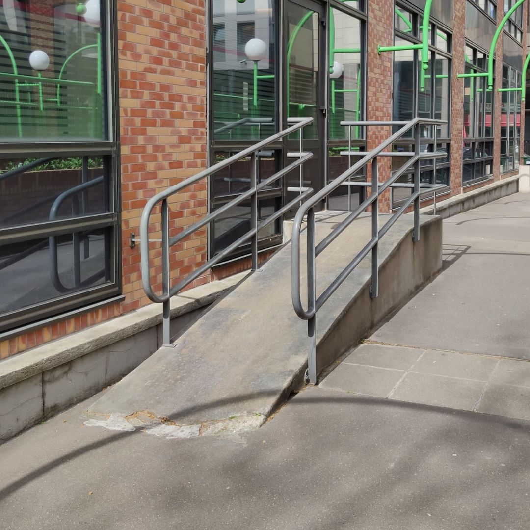 Nanterre pref — photo 1