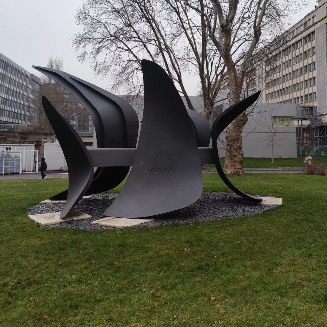 Jussieu Giga Pyramide — photo 1
