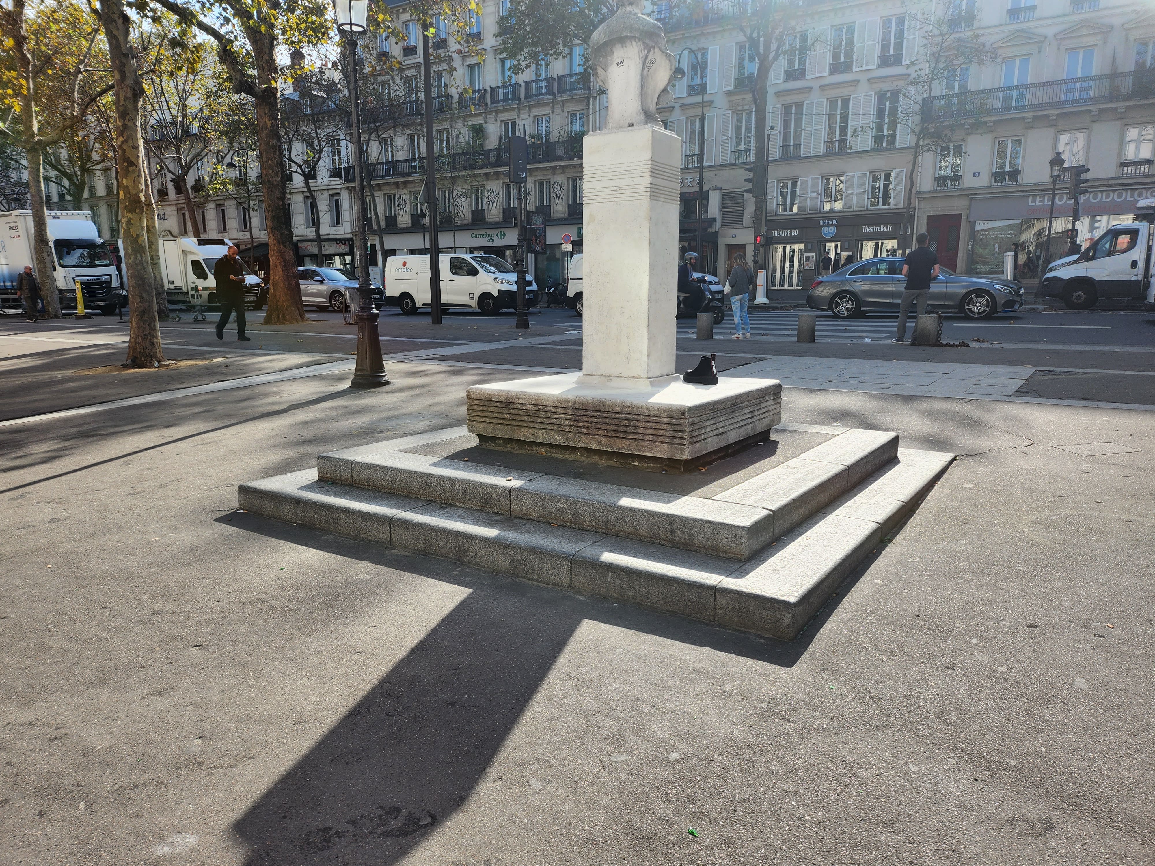 Rue de Lancry Spot — photo 1