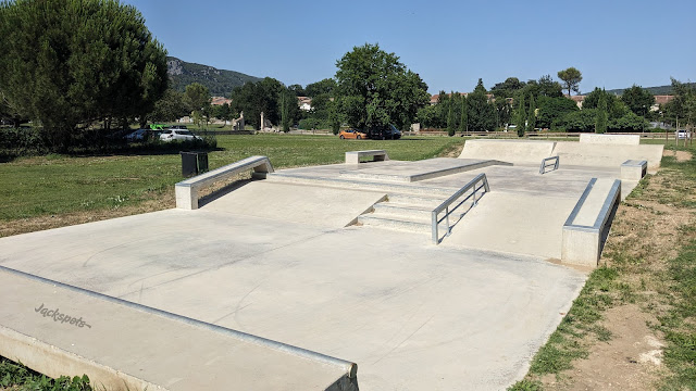 Skatepark Saint-Bauzille-de-Putois, — photo 1