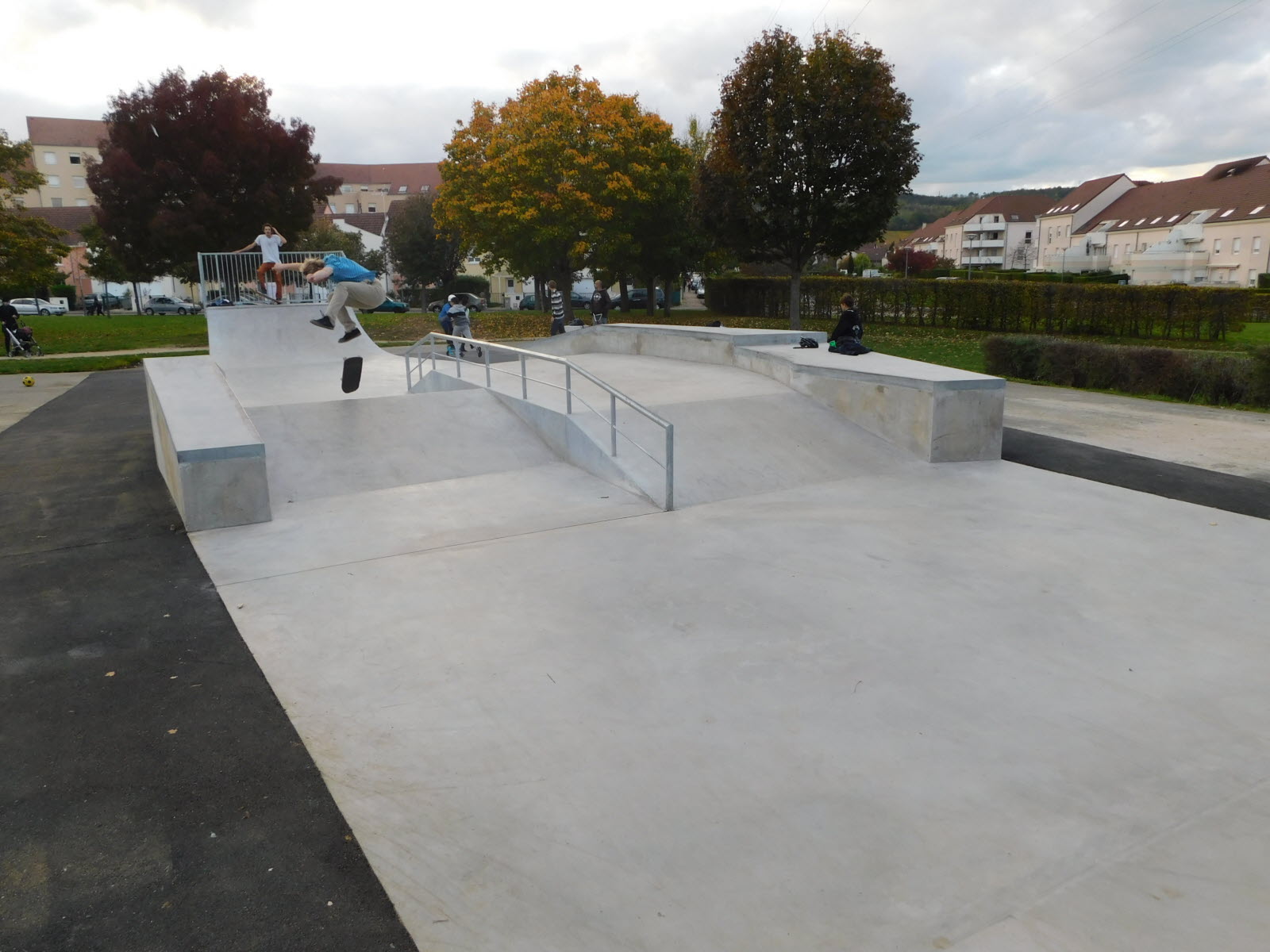 Chenôve skatepark — photo 1