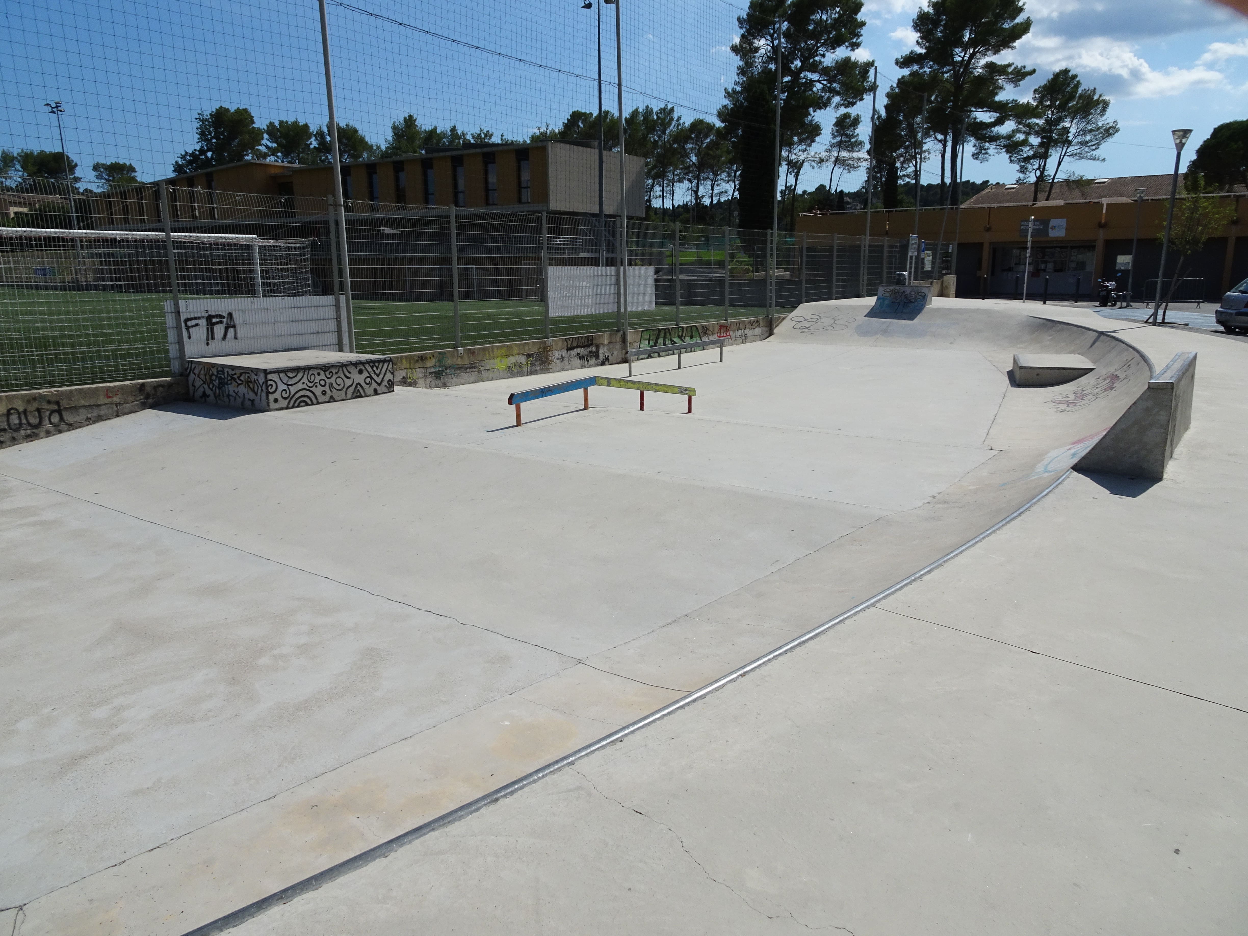 Peymeinade skatepark — photo 1
