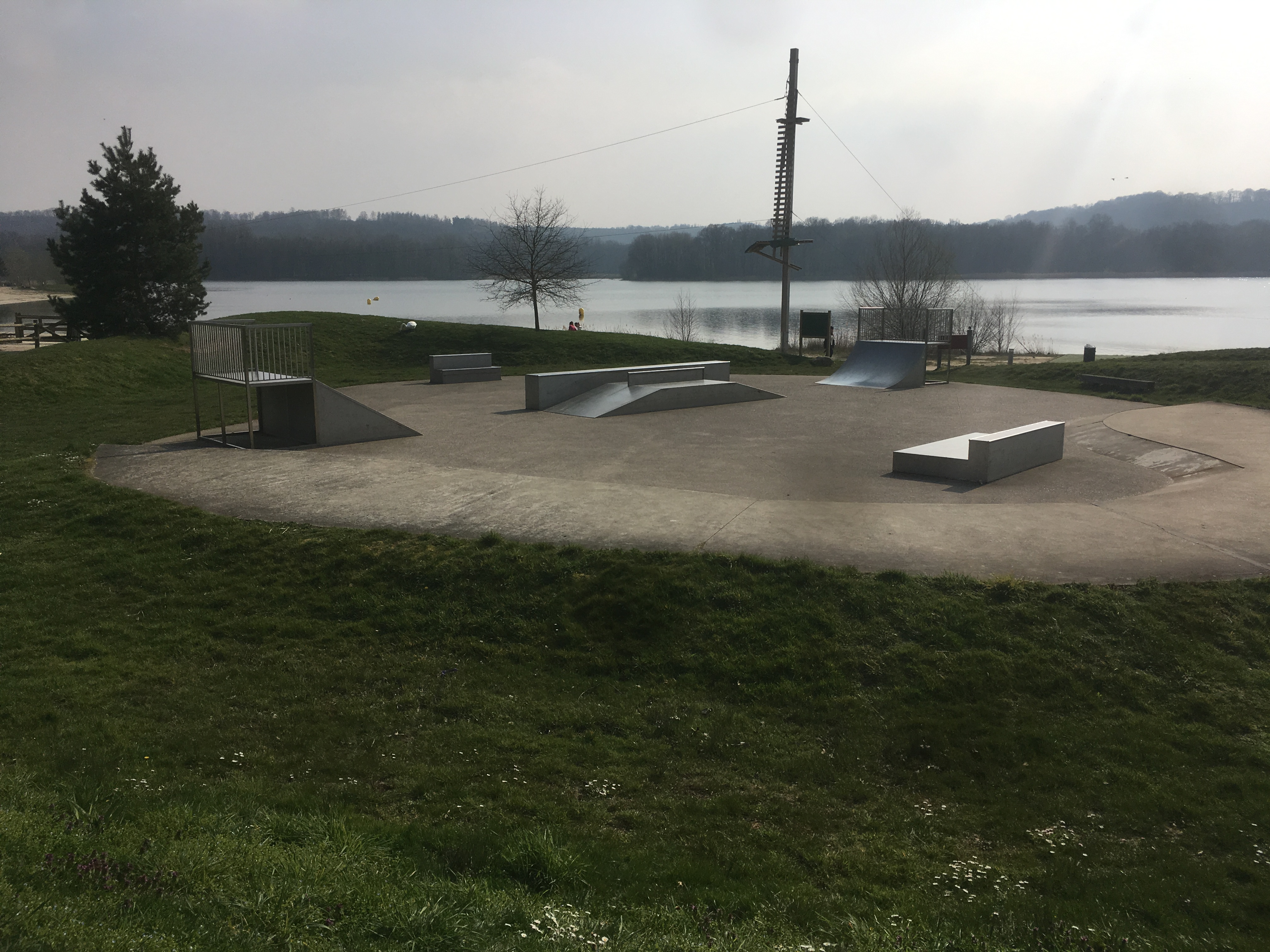 Chamouille skatepark — photo 1