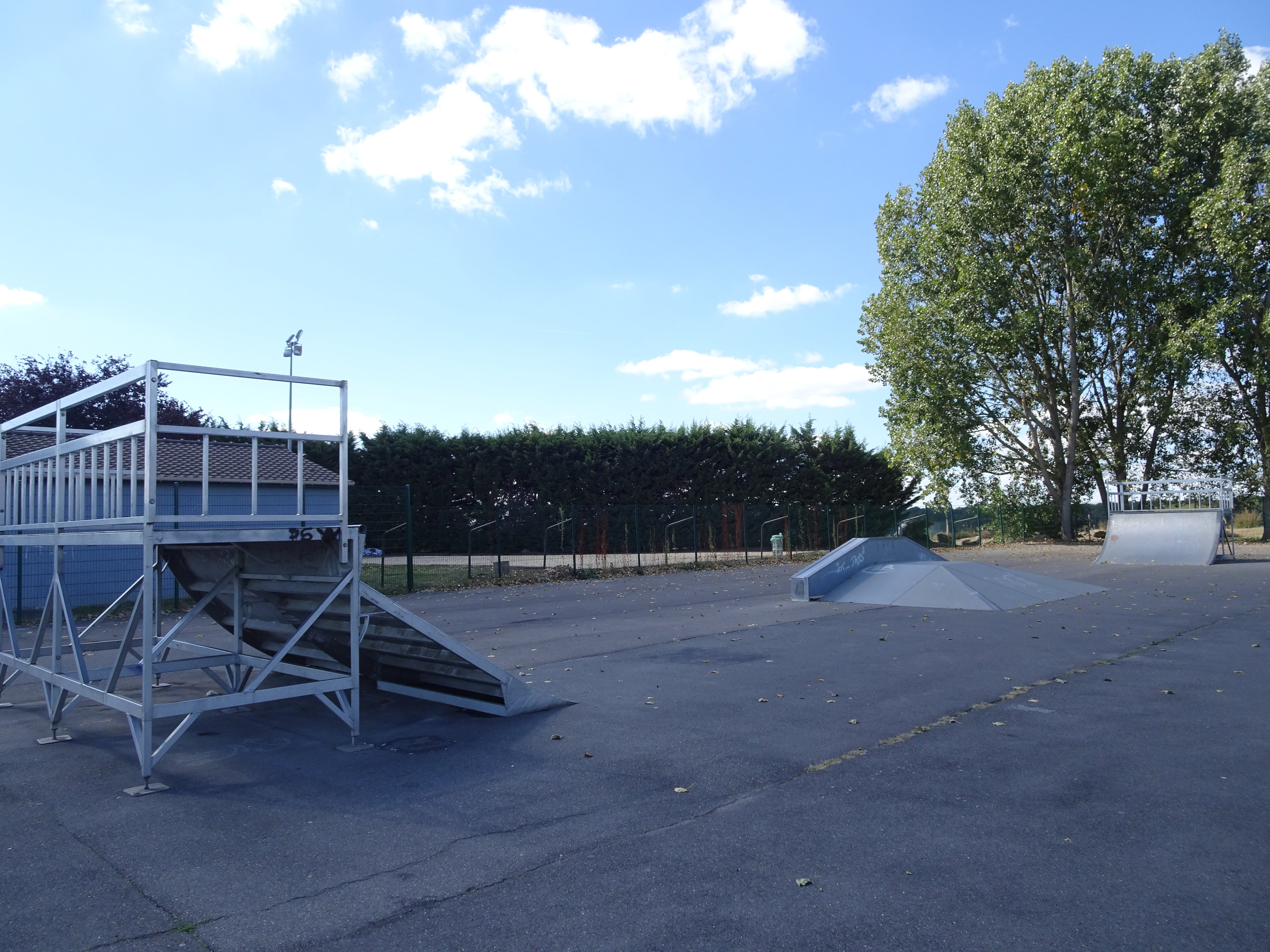 Le Plessis-Bouchard skatepark — photo 1
