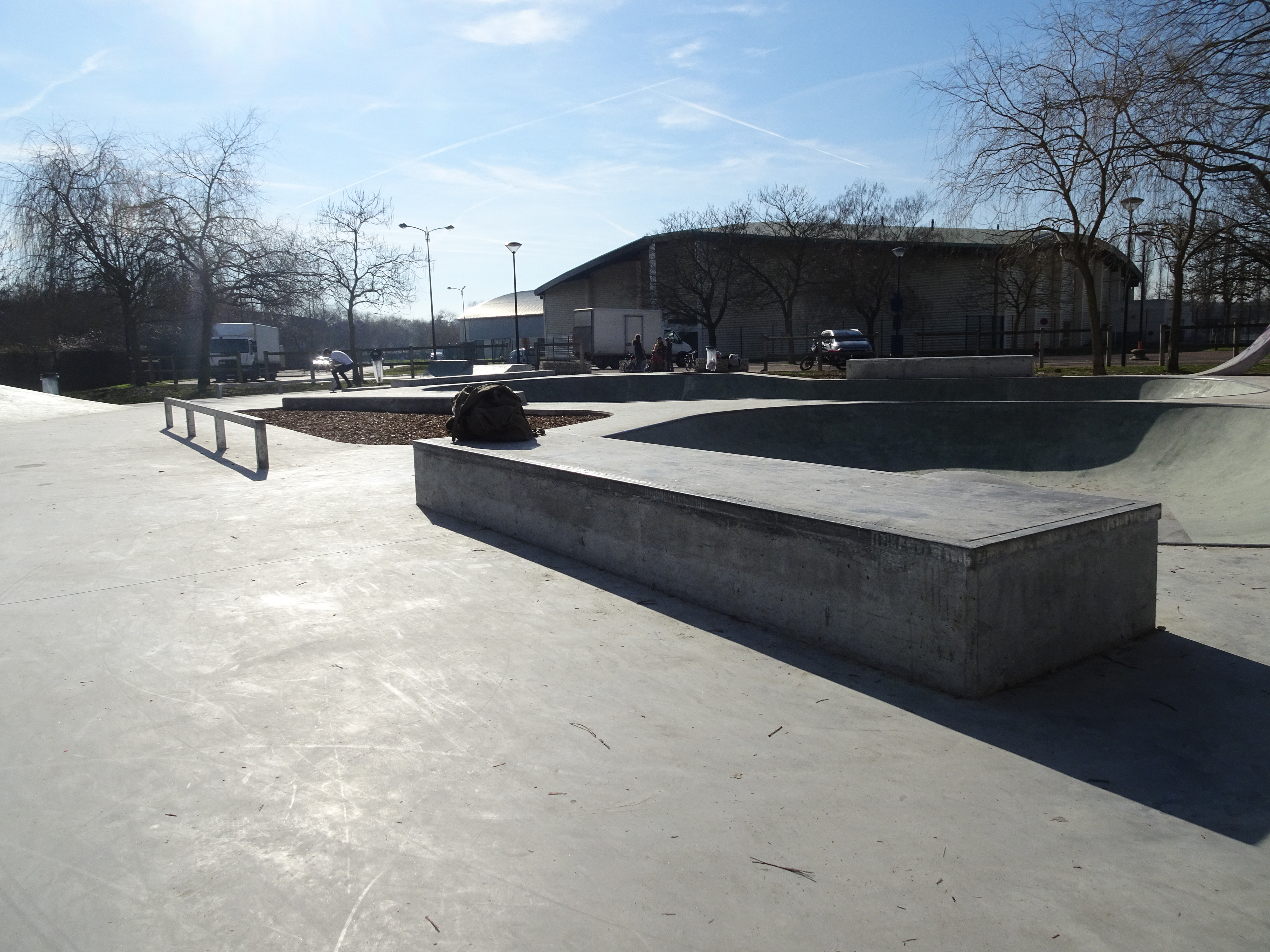 Carrières-sur-Seine skatepark — photo 1