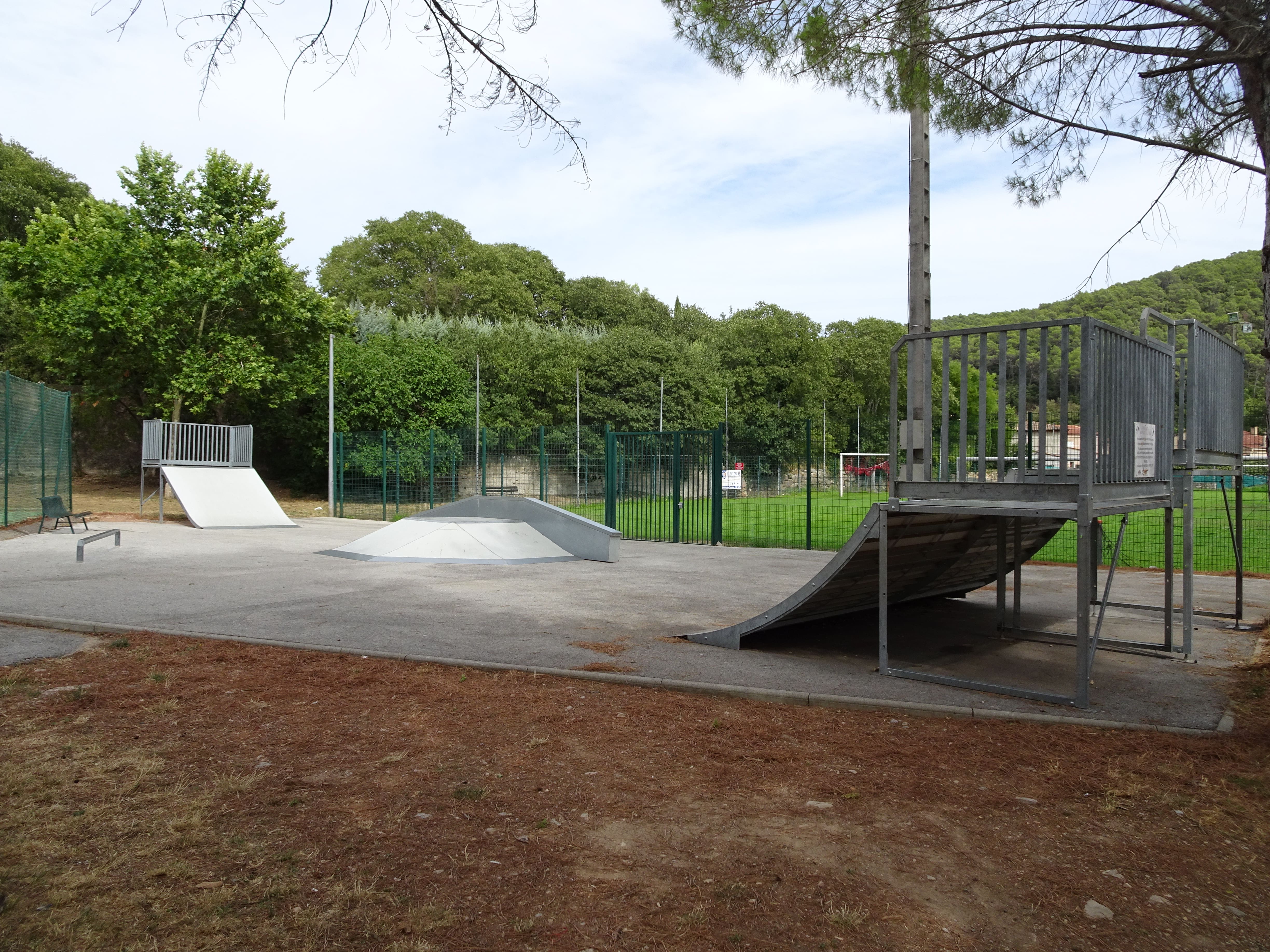 Rampe de Cabasse skatepark — photo 1