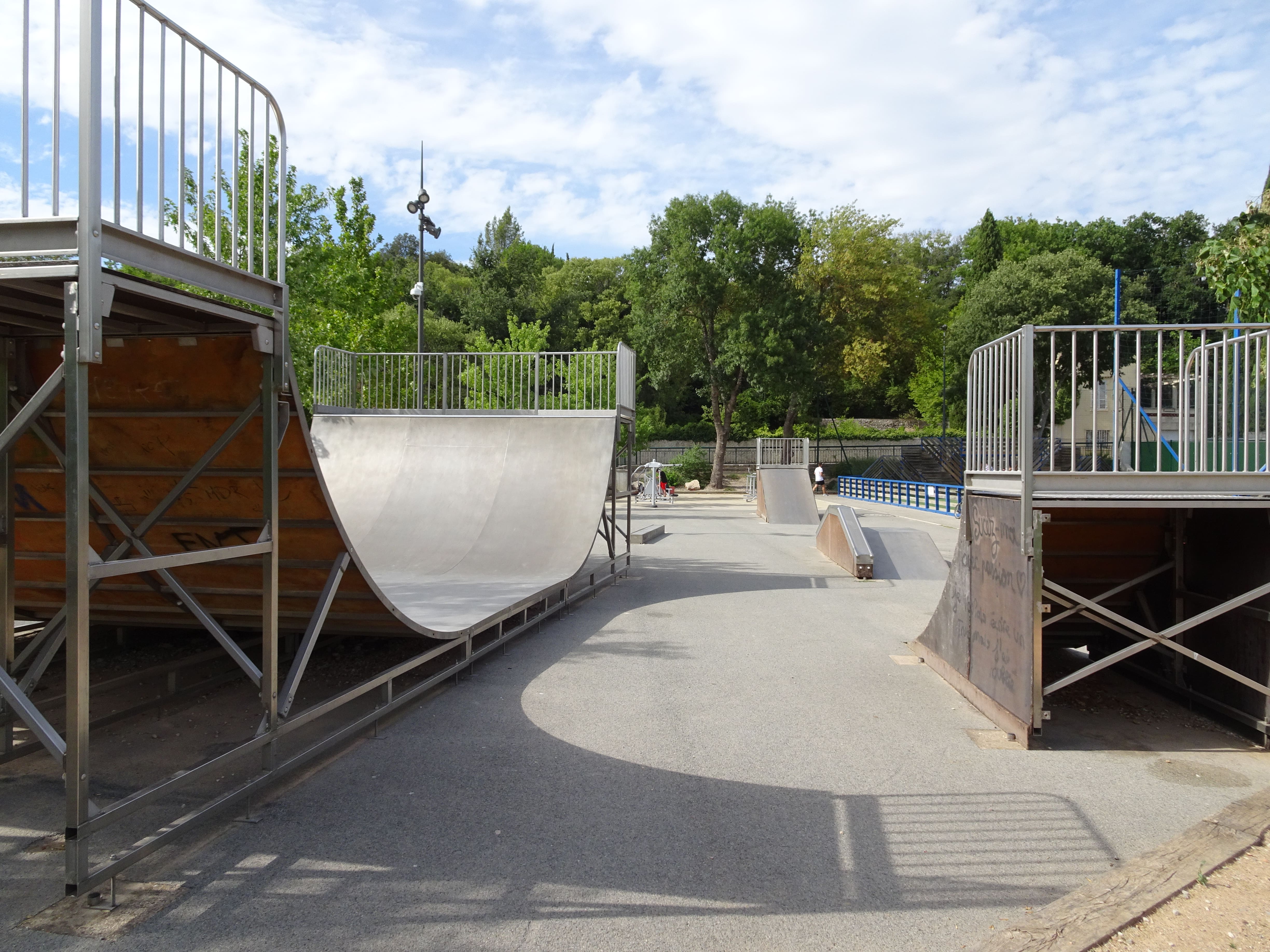 Flassans-sur-Issole skatepark — photo 1