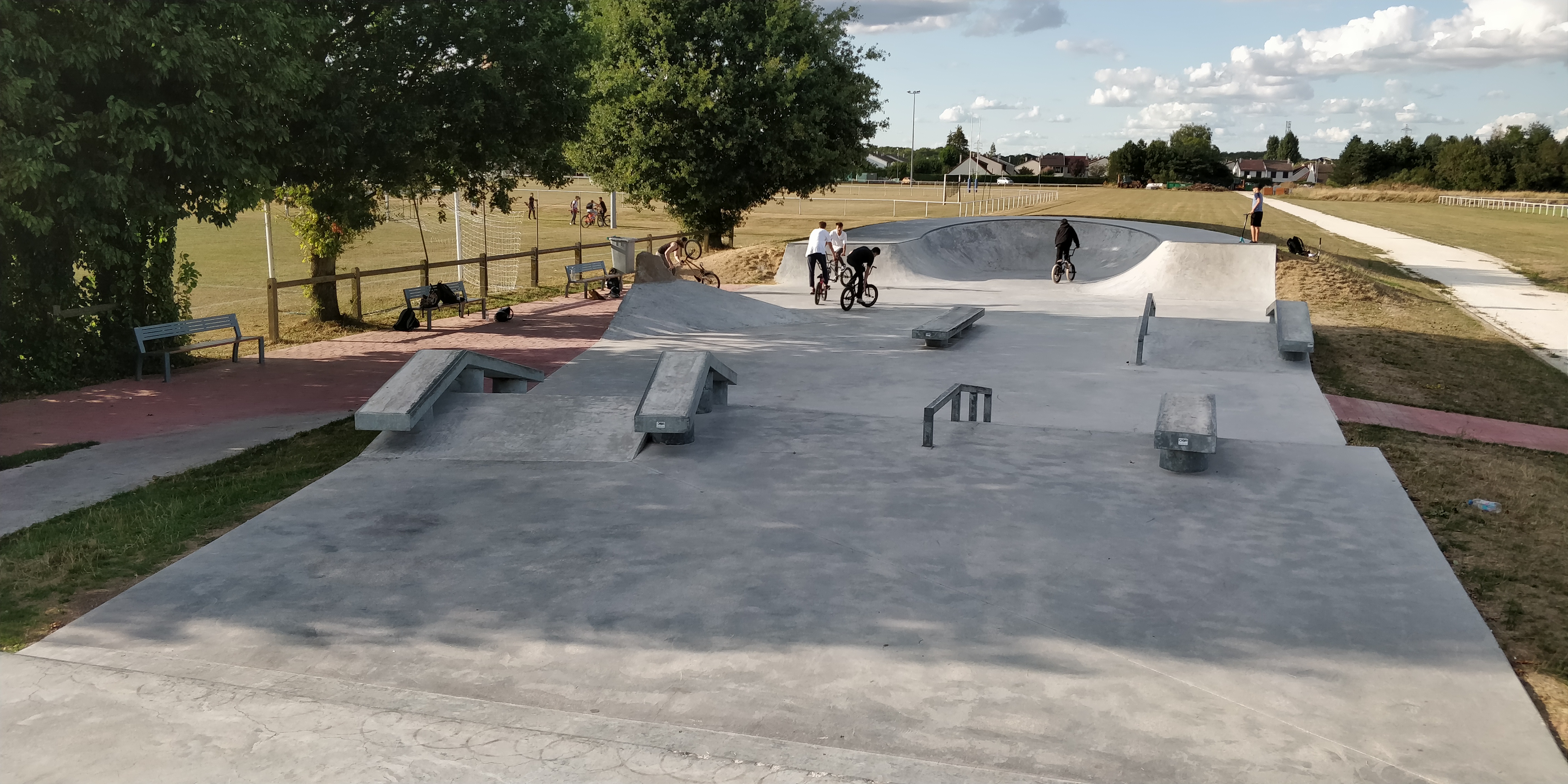 Tournan skatepark — photo 1
