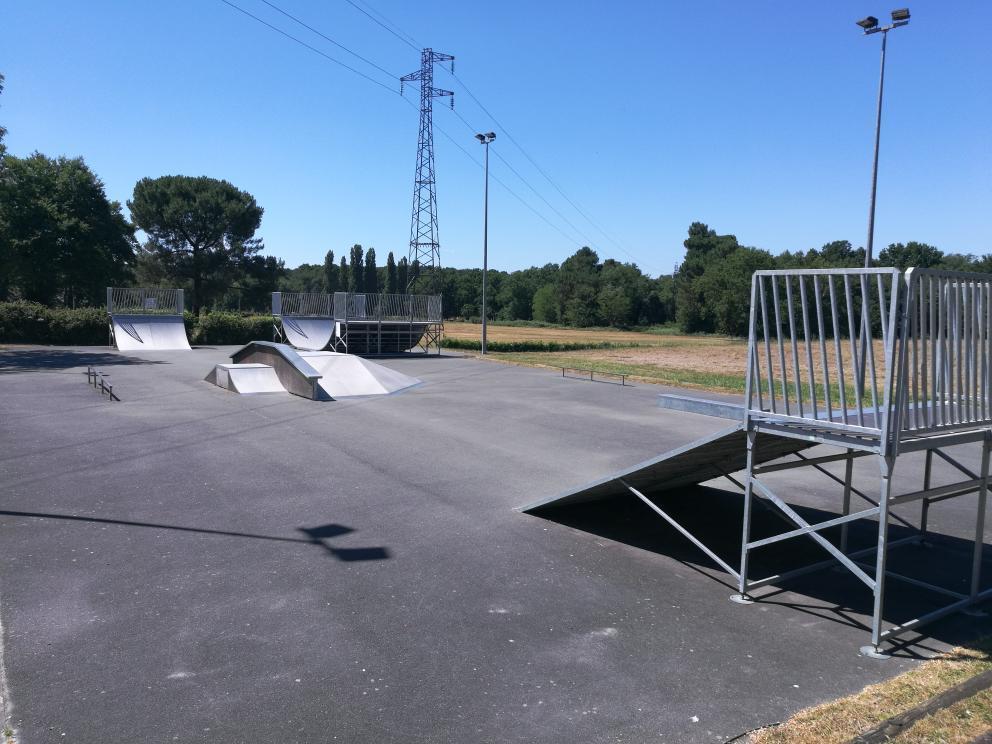 Canéjan skatepark — photo 1