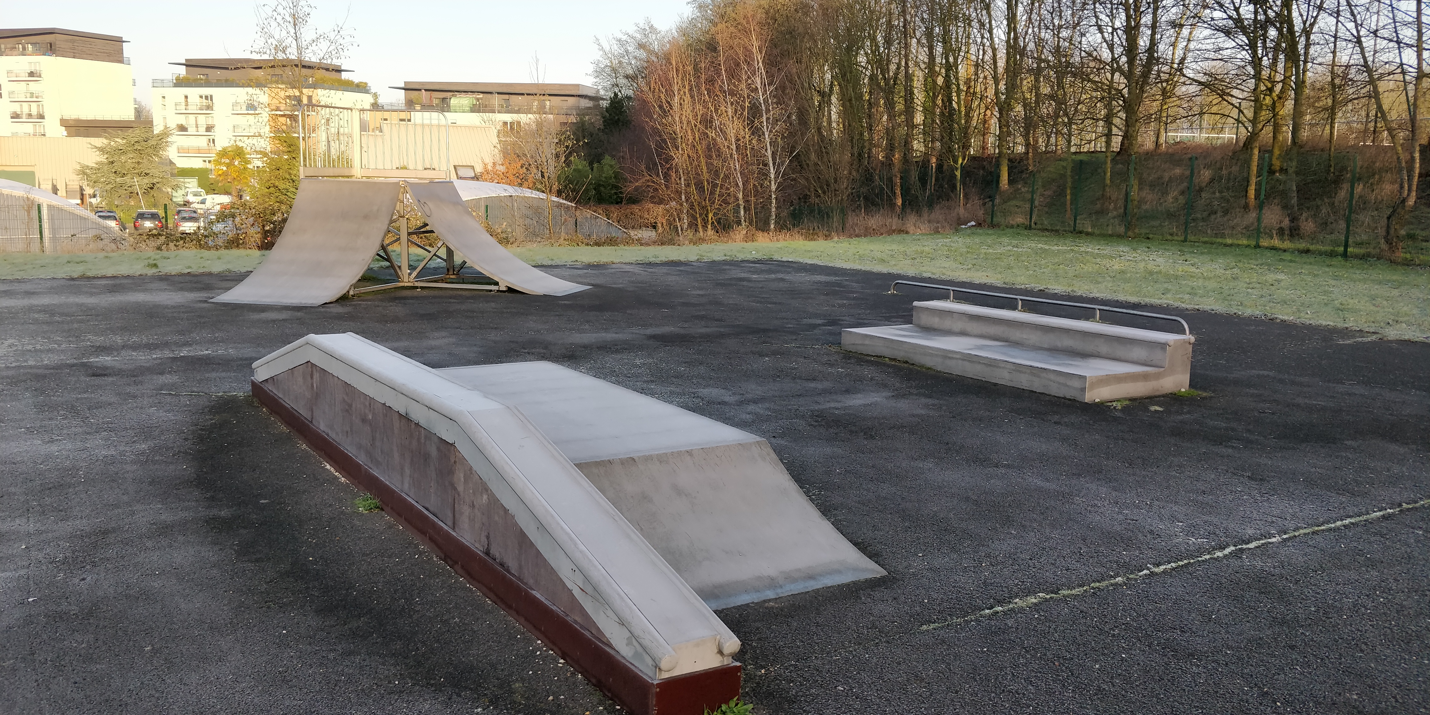 Lognes skatepark — photo 1