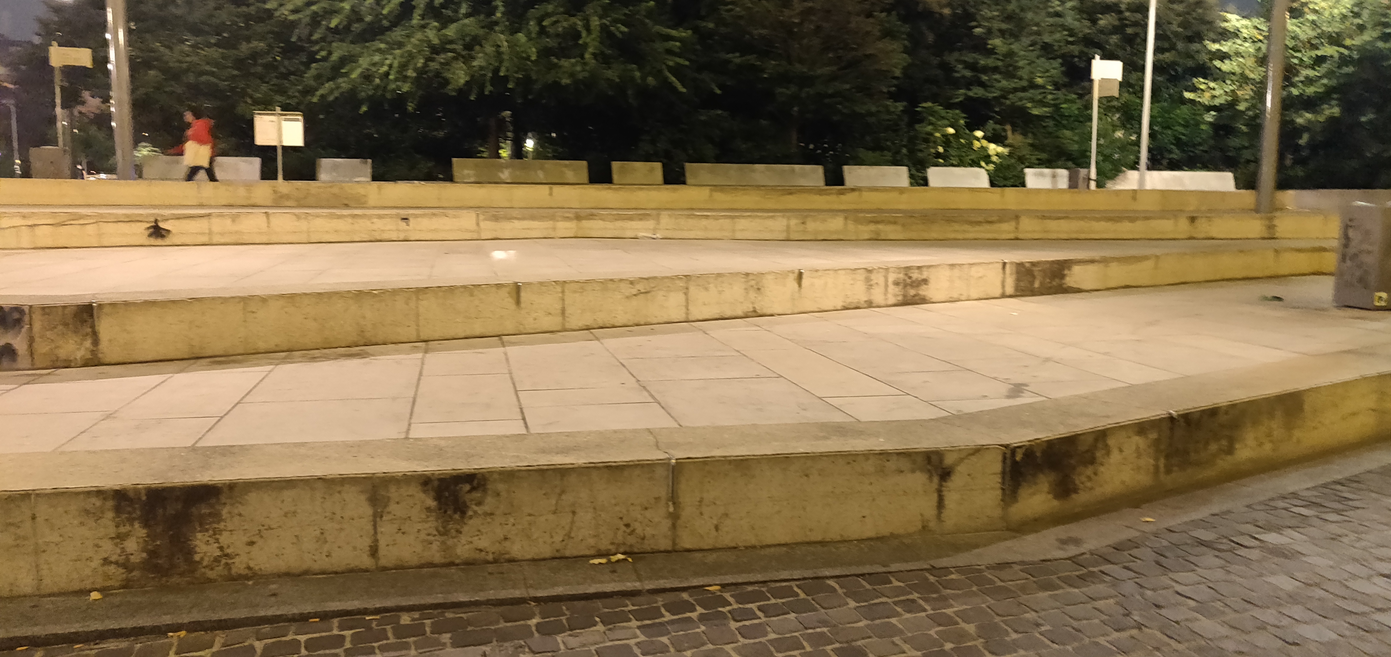 Rambuteau street spot — photo 1