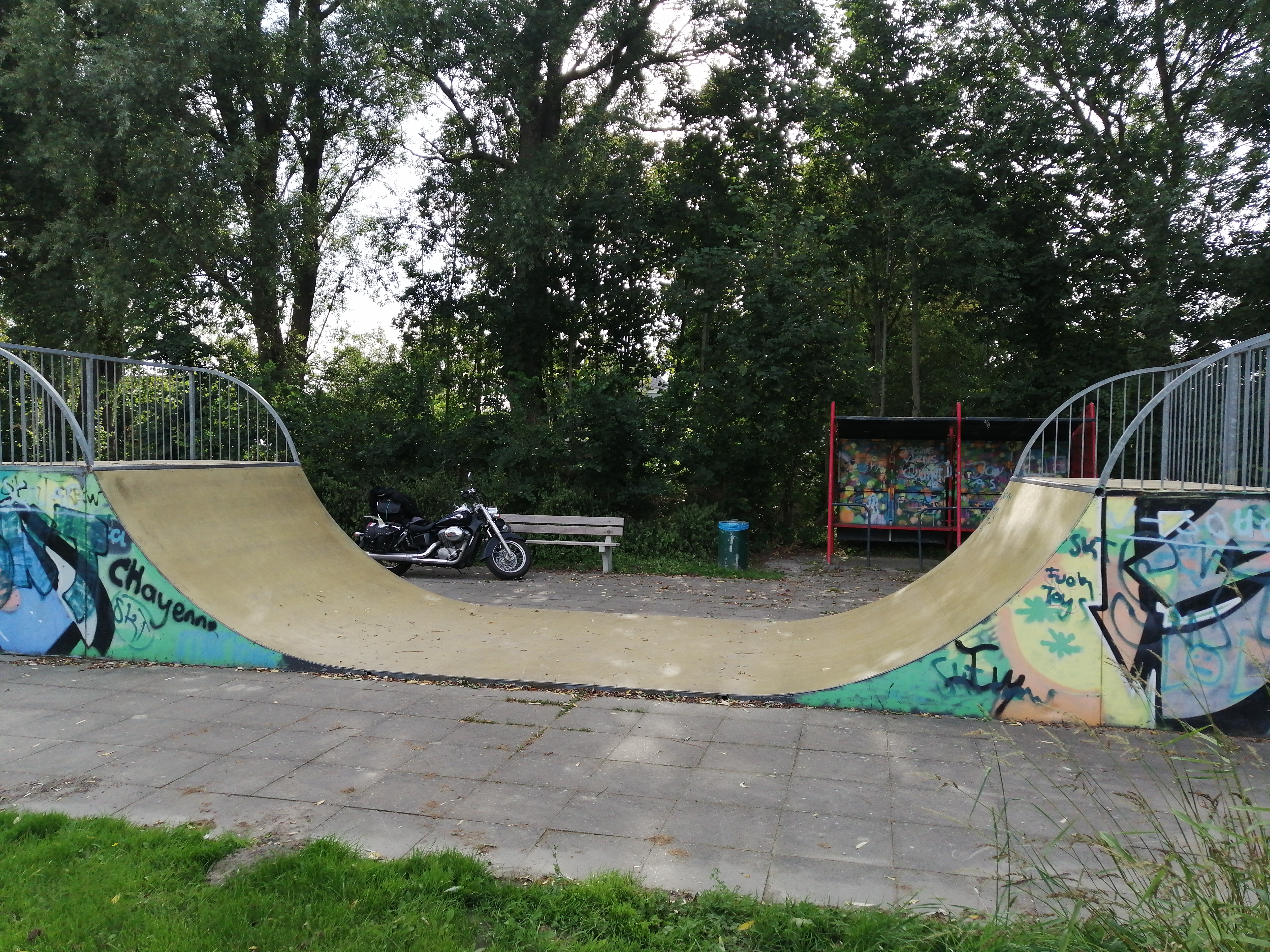 Ellemeet skatepark — photo 1