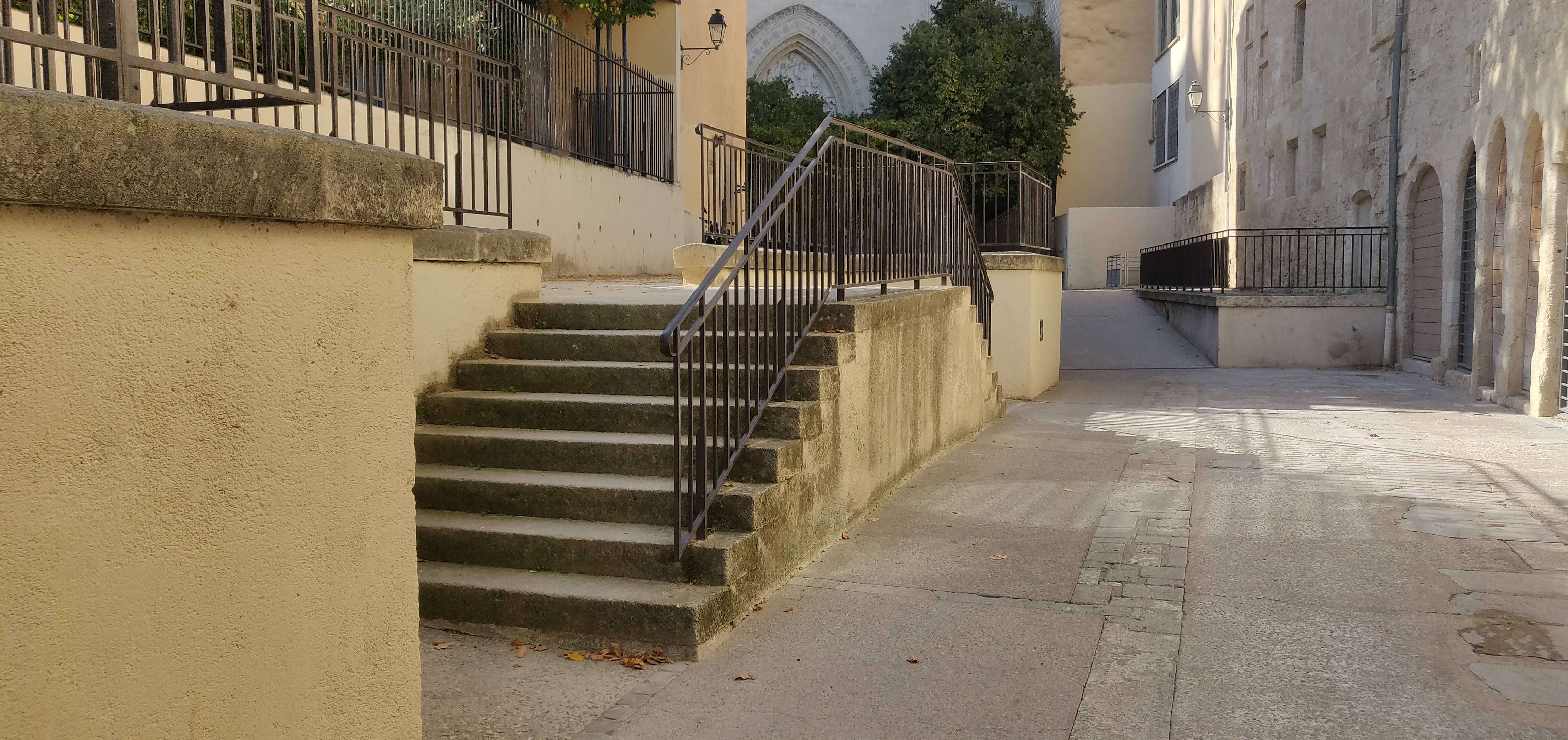 Rail Public parc — photo 1