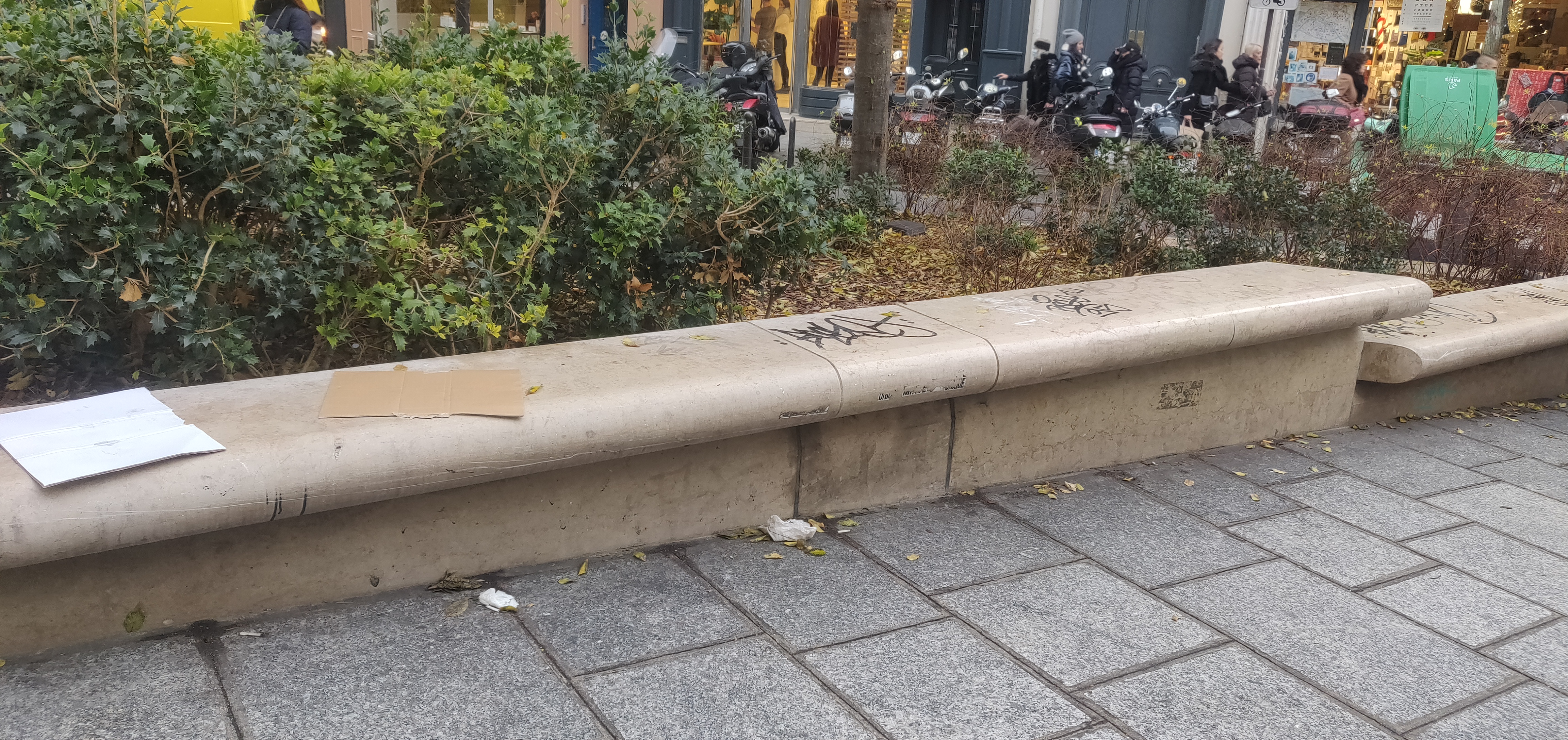 Rue des Petits Carreaux Spot — photo 1