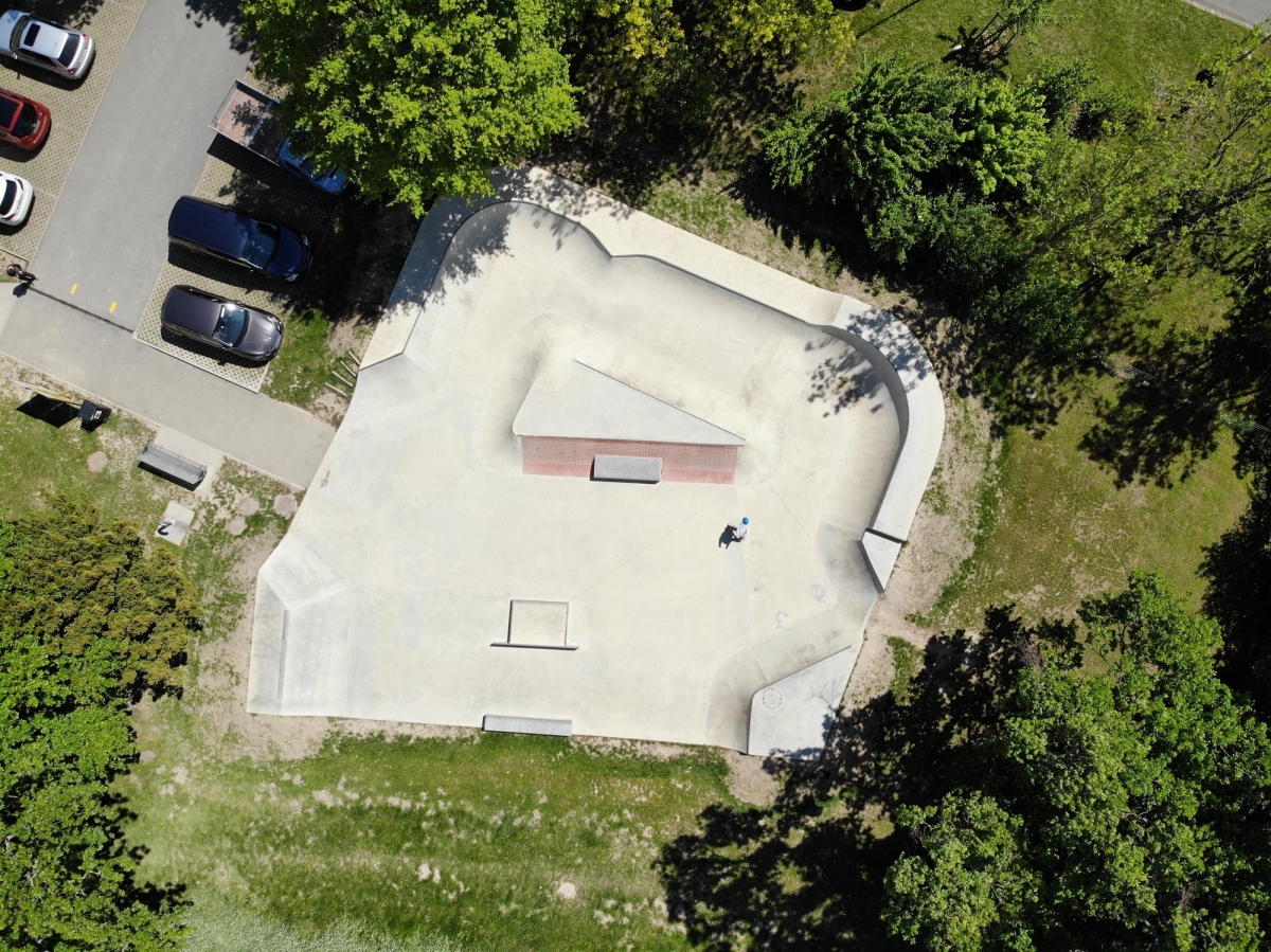 Collonge Bellerive Skatepark — photo 1