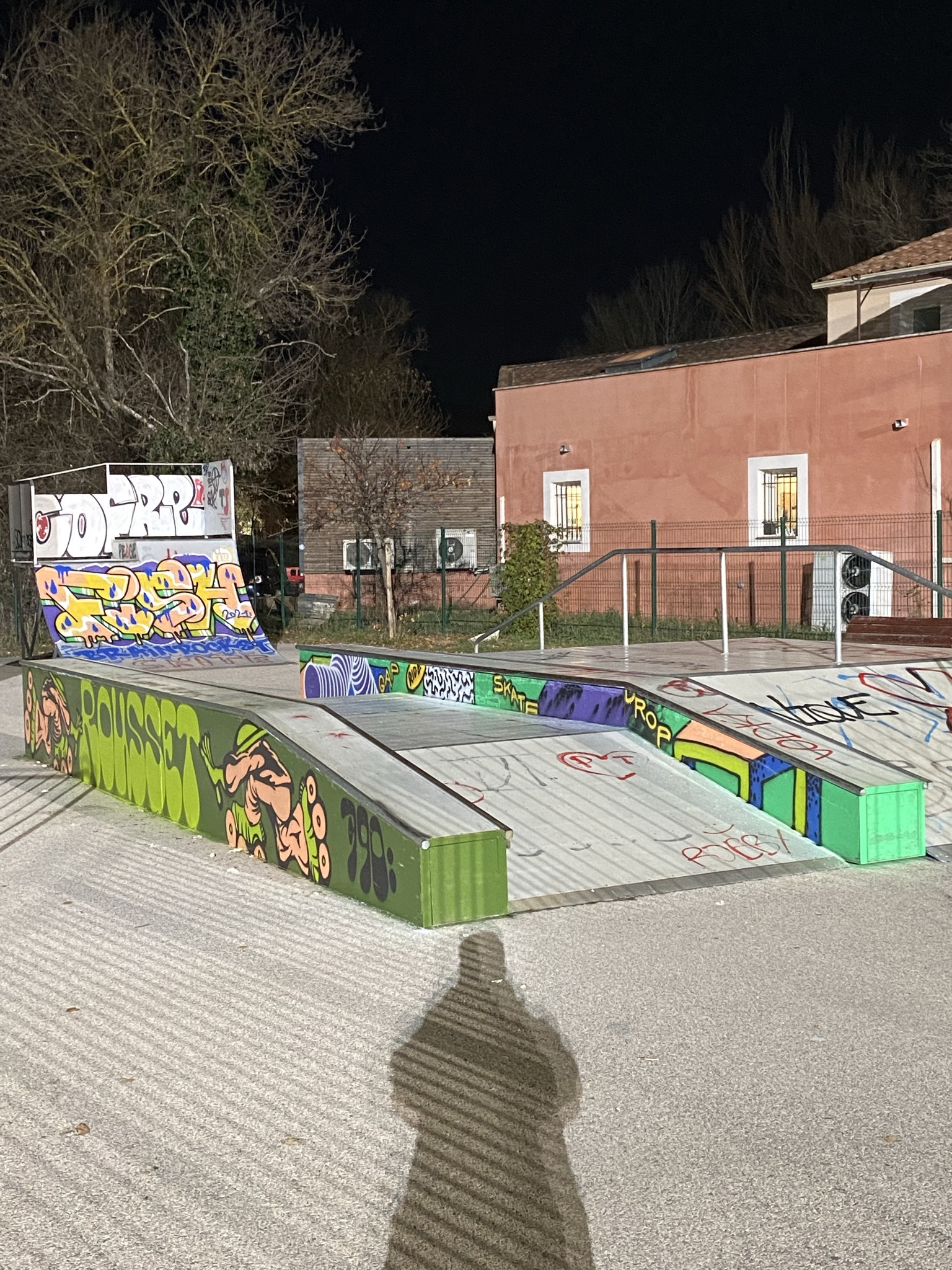 Rousset skatepark — photo 1