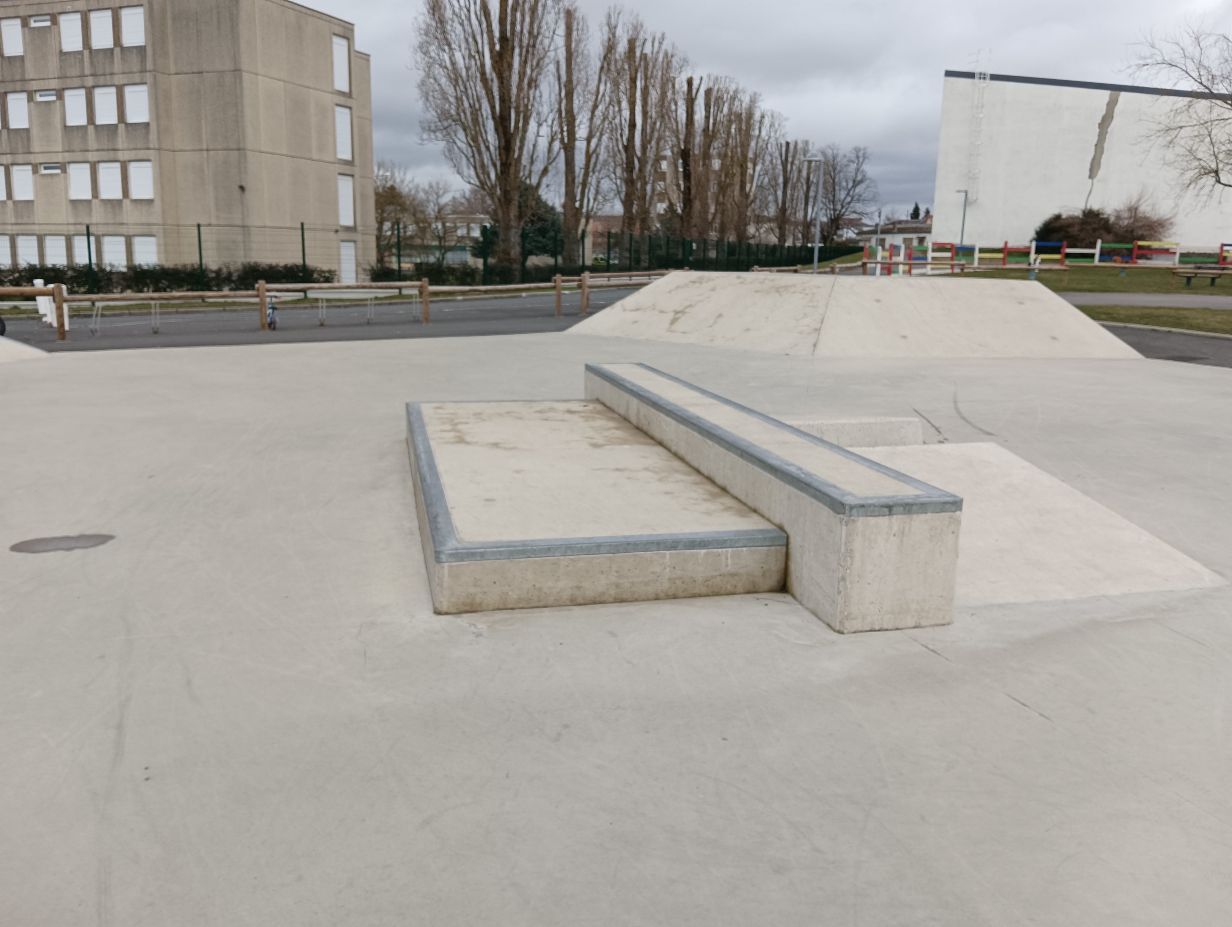 Skatepark/Pumptrack Commentry — photo 1