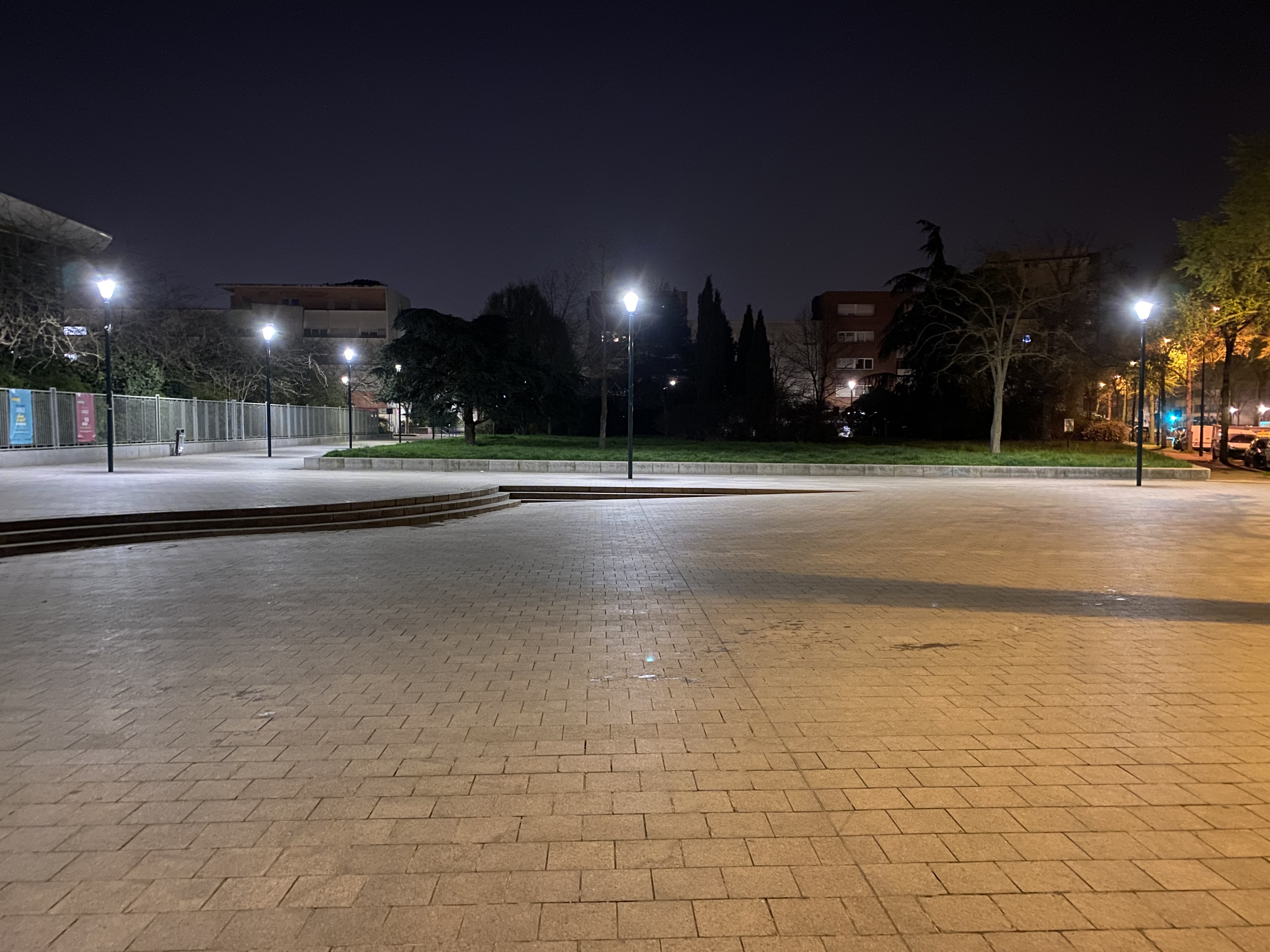 Place rue Henri Barbusse — photo 1