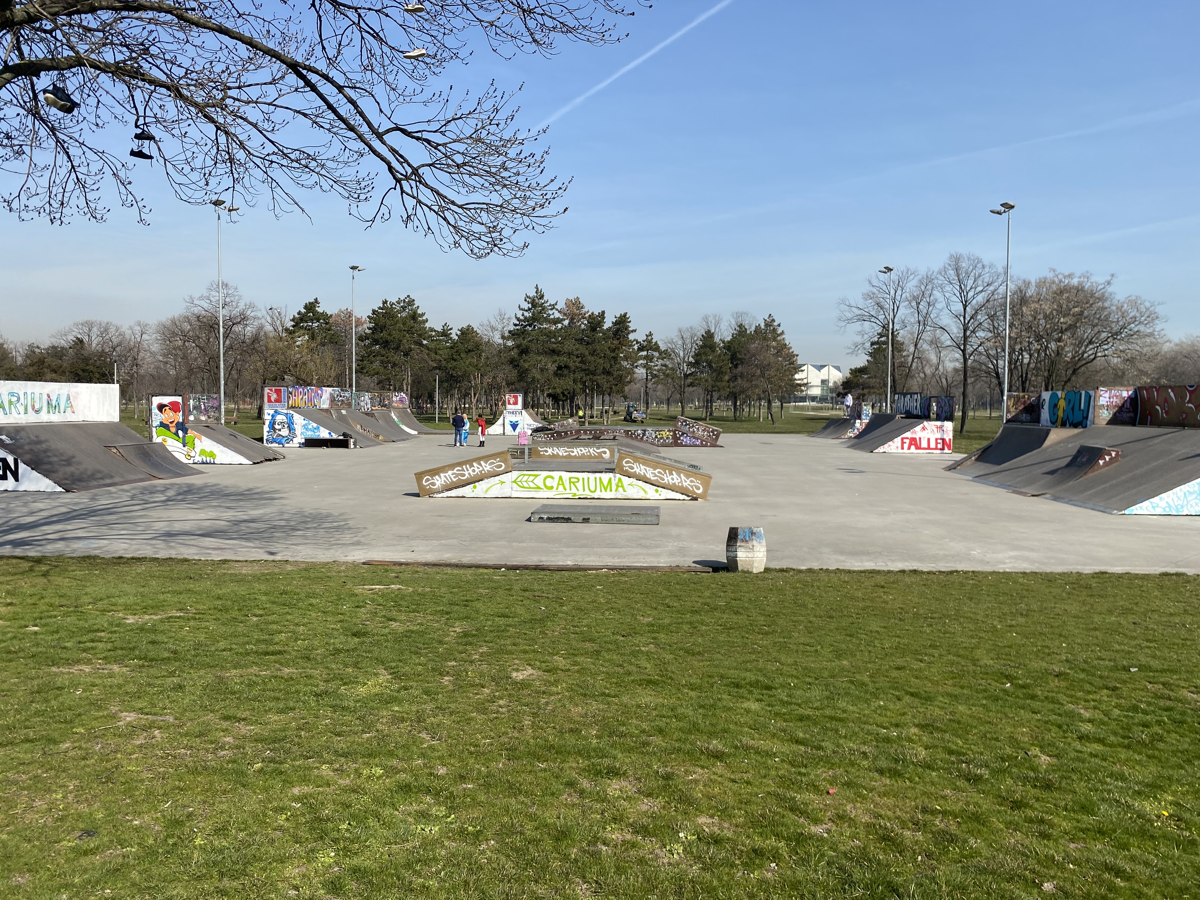 Belgrade skate park — photo 1