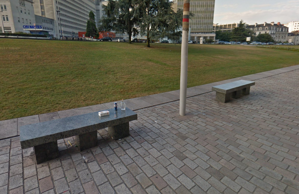Banc x2 / Quai Turenne — photo 1