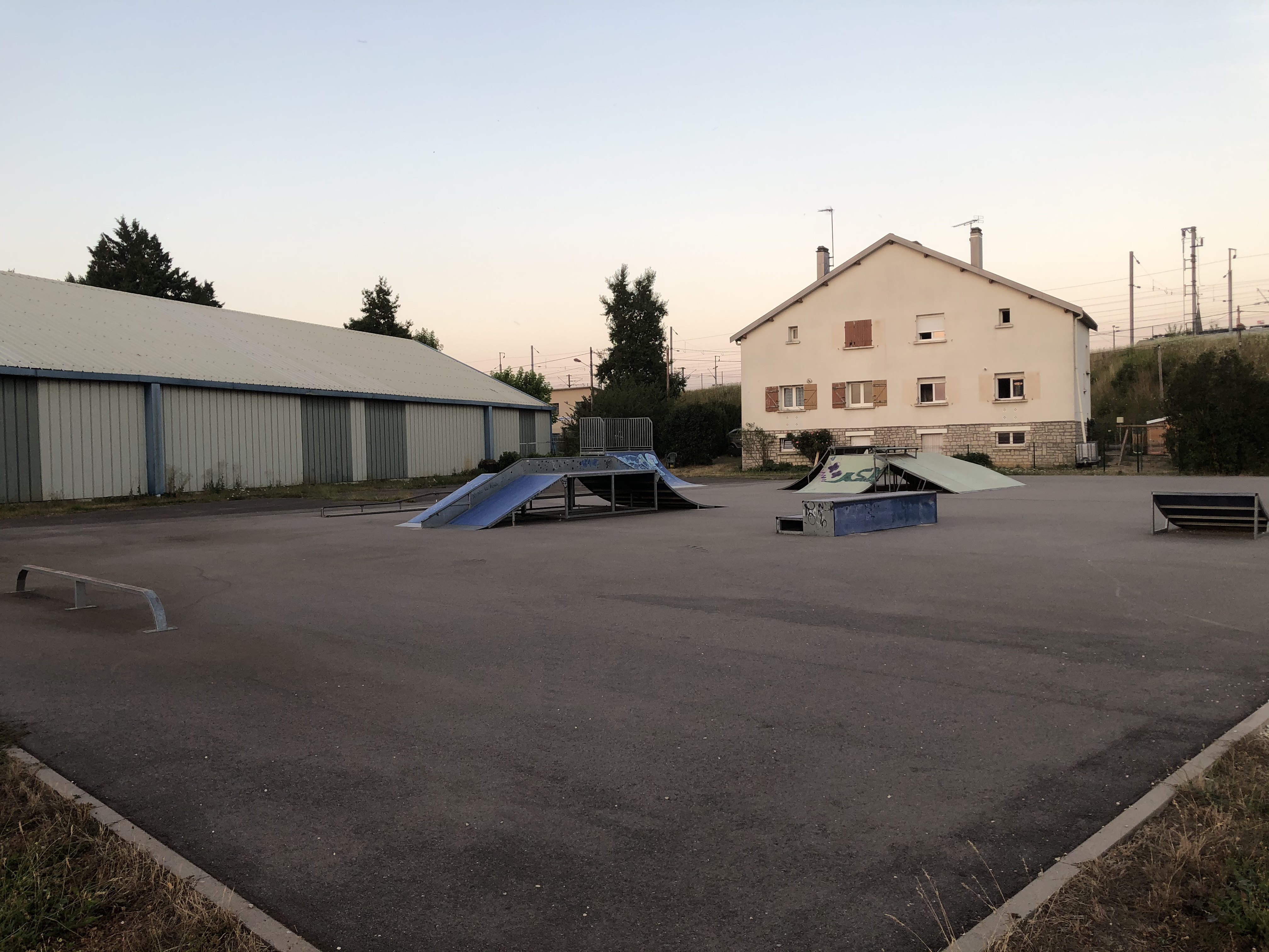Neufchâteau skatepark — photo 1
