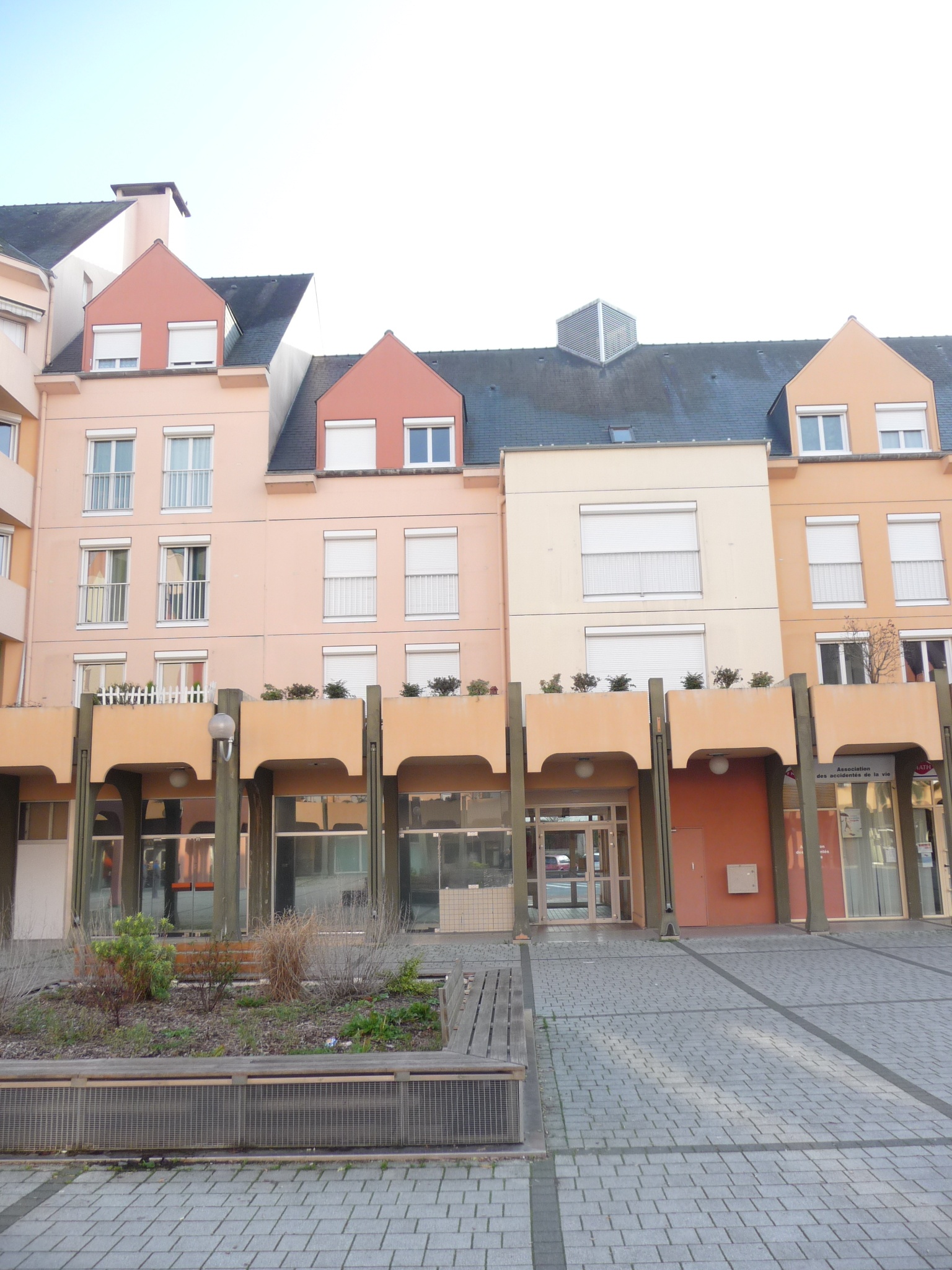 flat + curb / Murat — photo 1