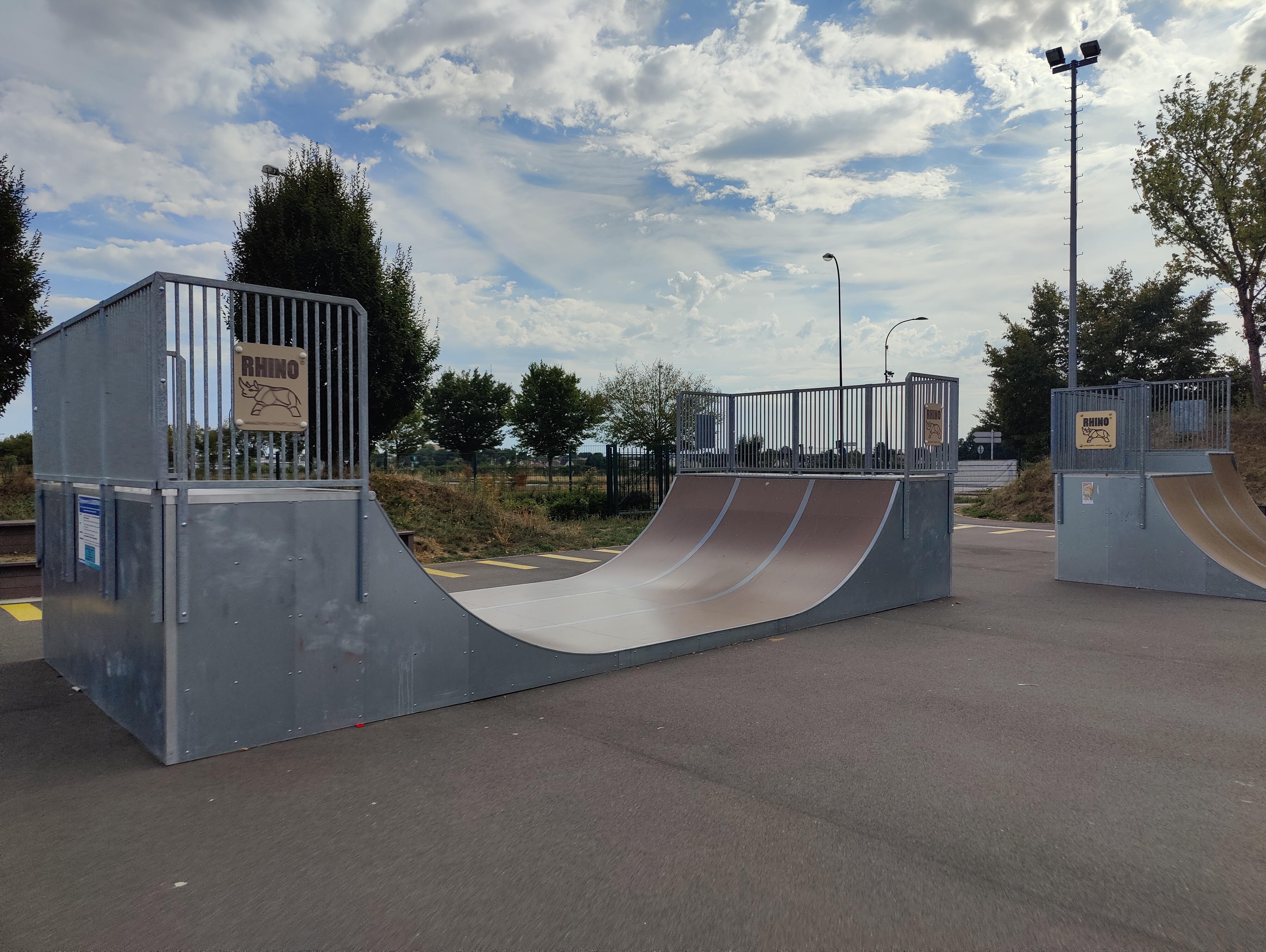 Plessis Trevise skatepark — photo 1
