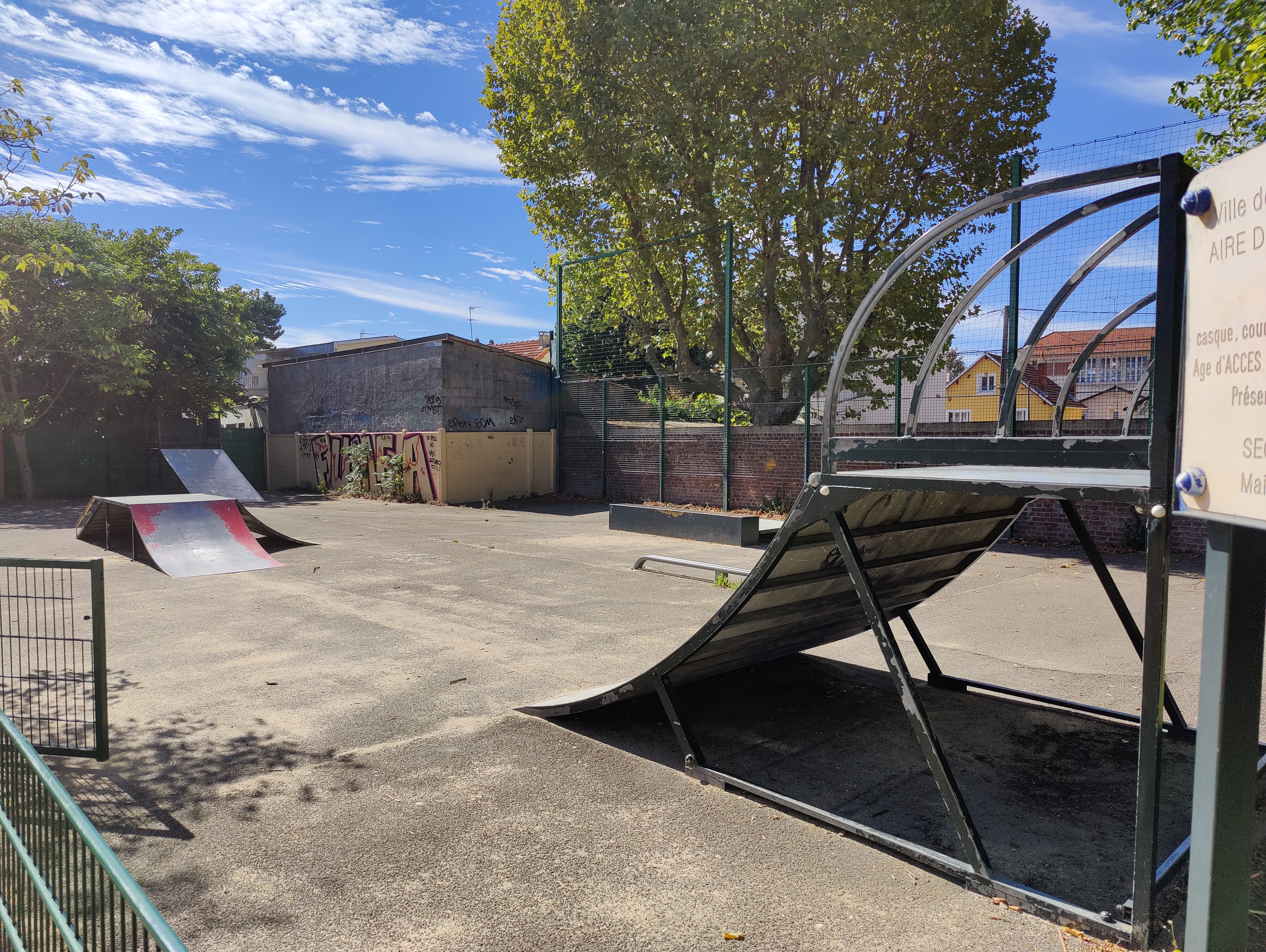 Le Blanc-Mesnil skatepark — photo 1