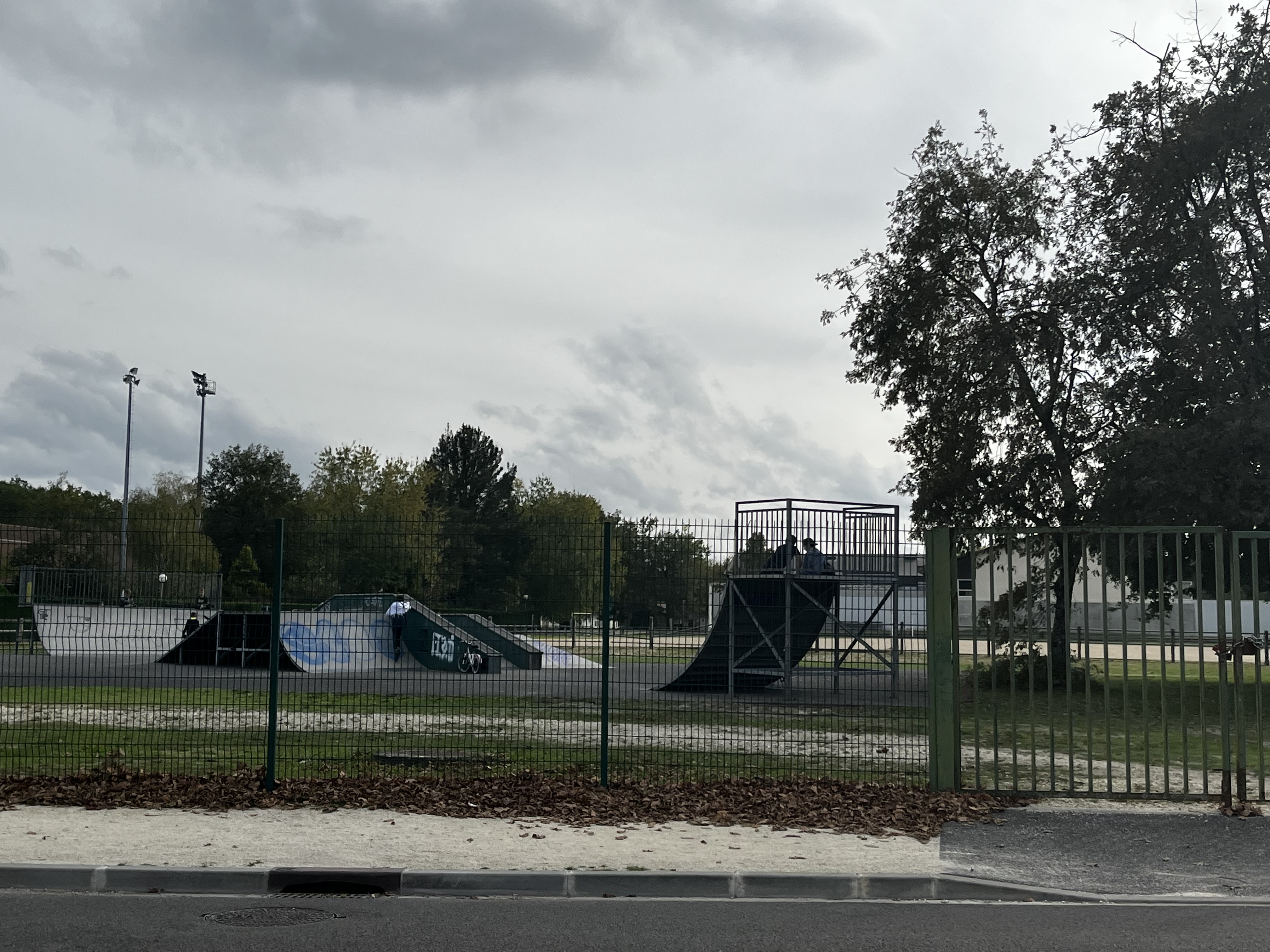 Martignas-sur-Jalle skatepark — photo 1