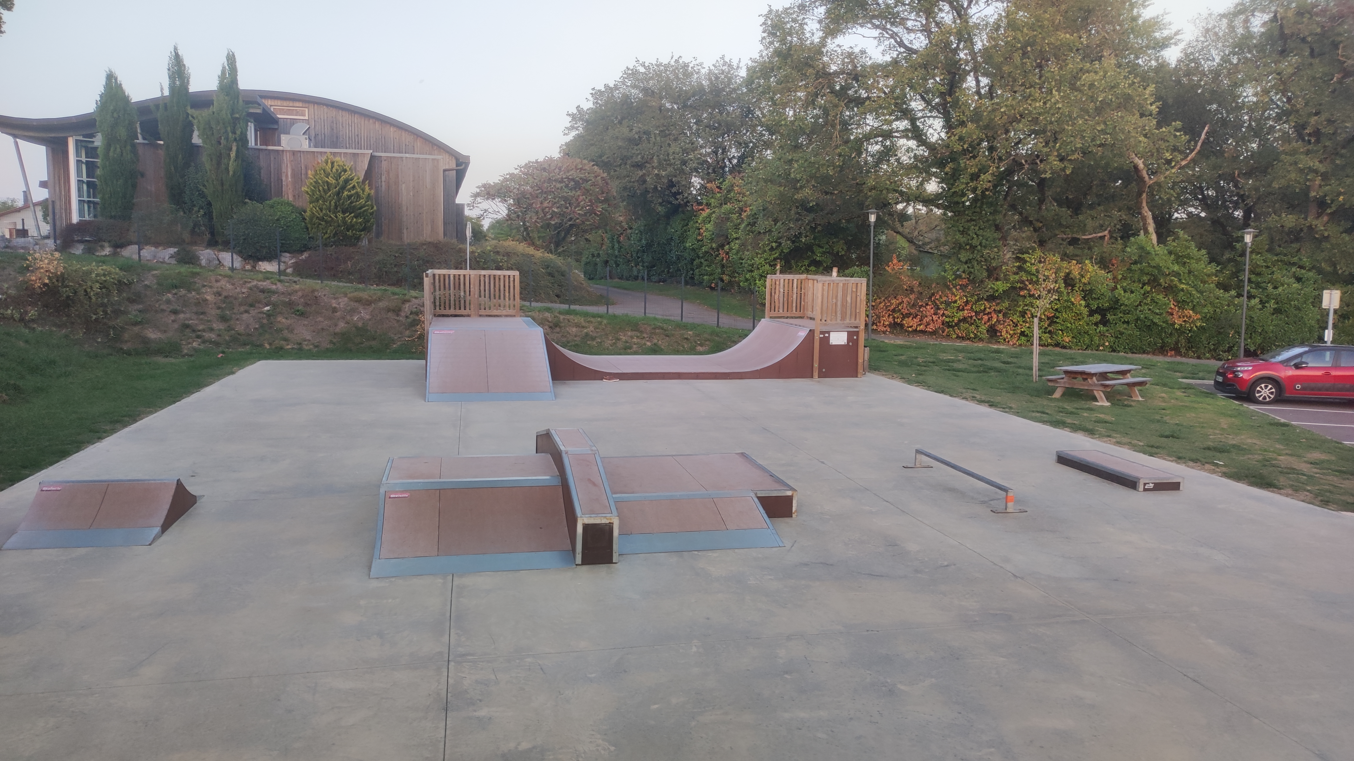 Geaune skatepark — photo 1