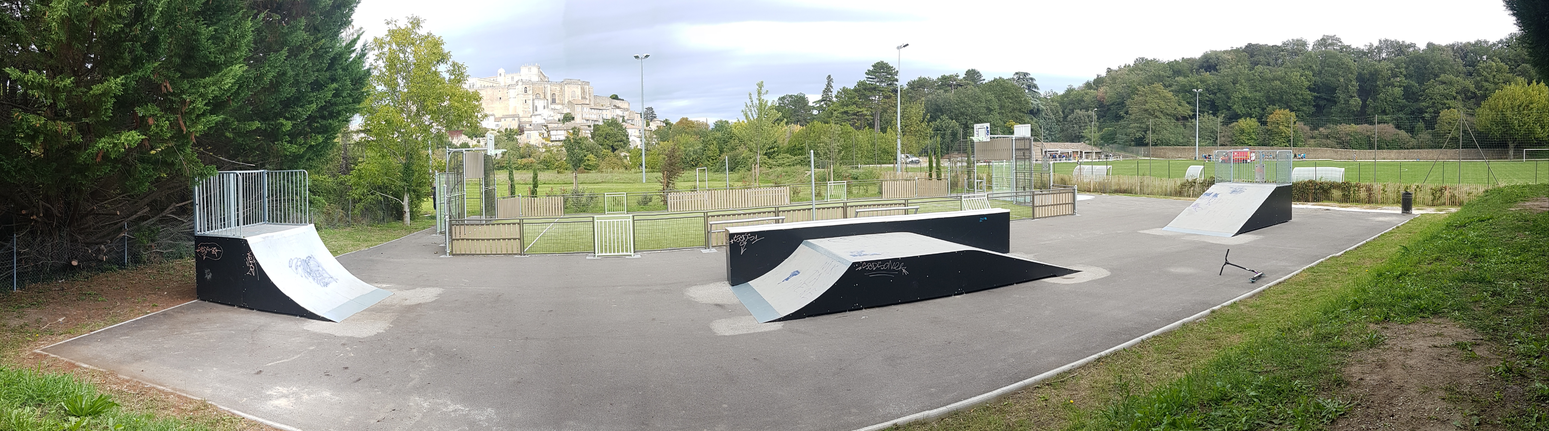 Skatepark Grignan — photo 1