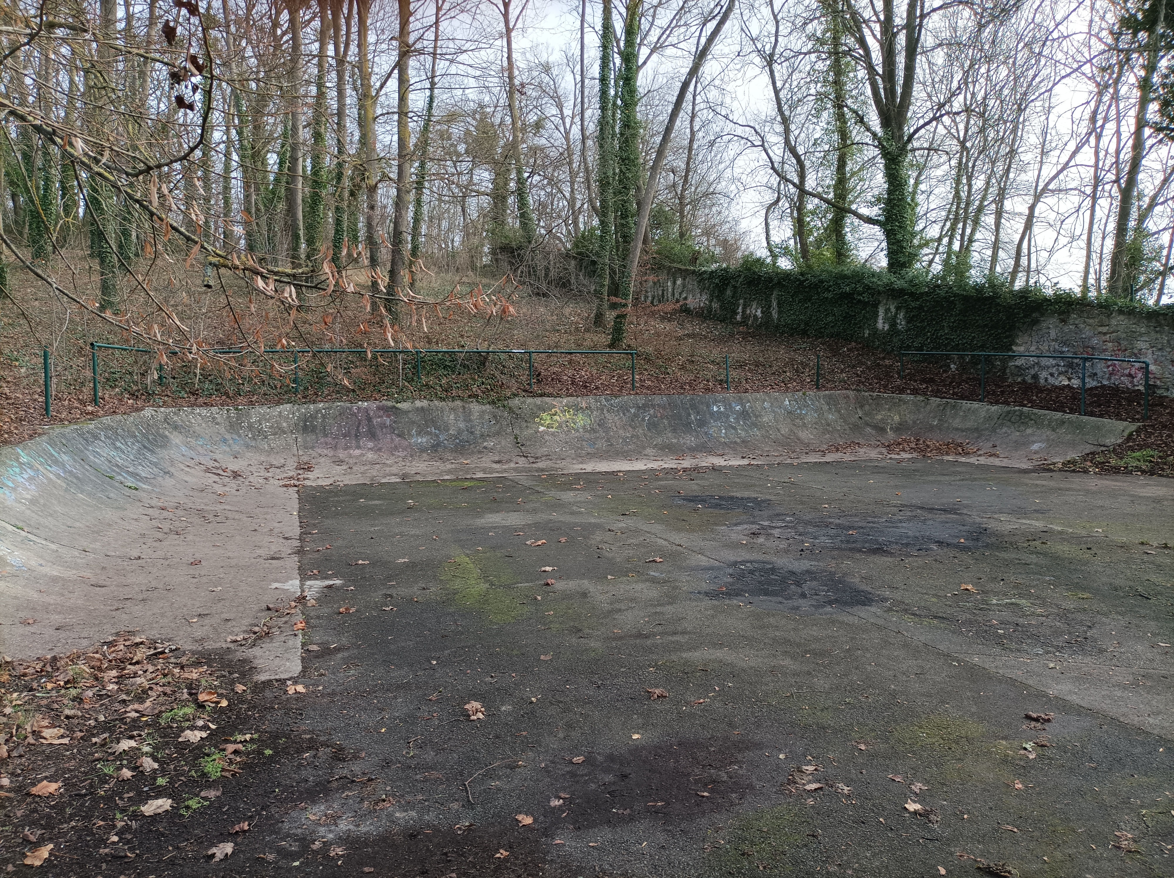 Meulan skatepark — photo 1