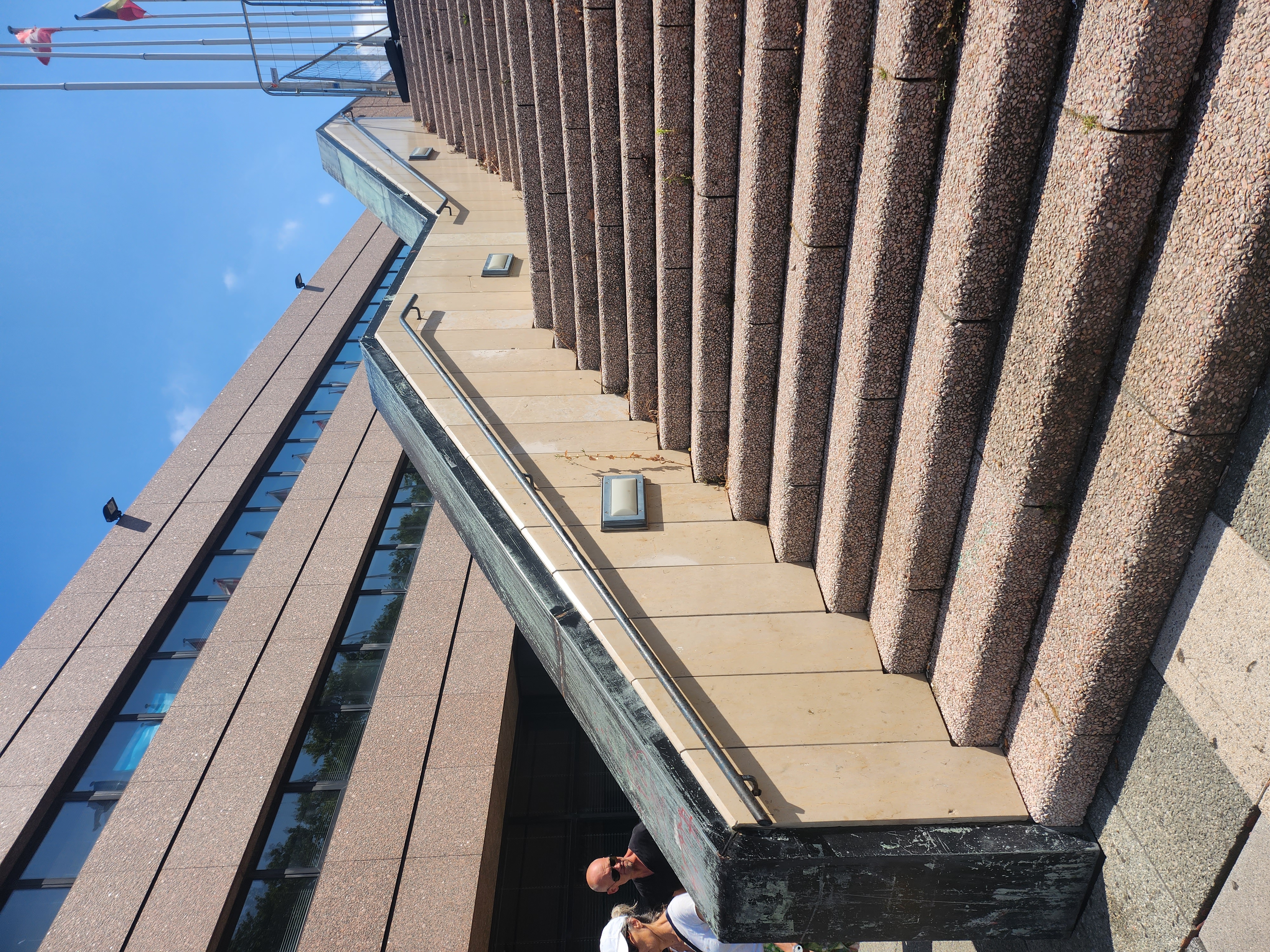 Big ledge and rail — photo 1