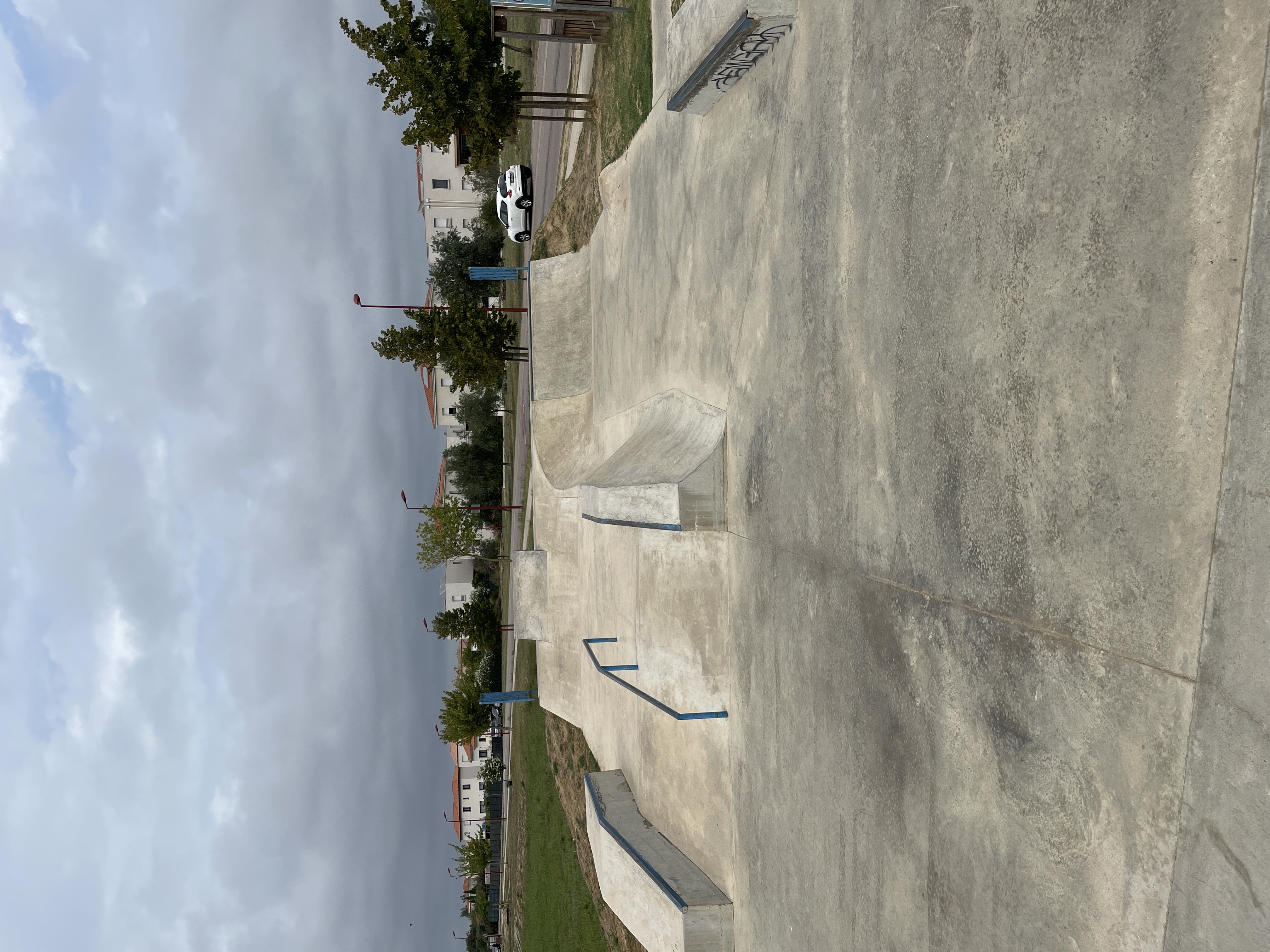 Théza skatepark — photo 1