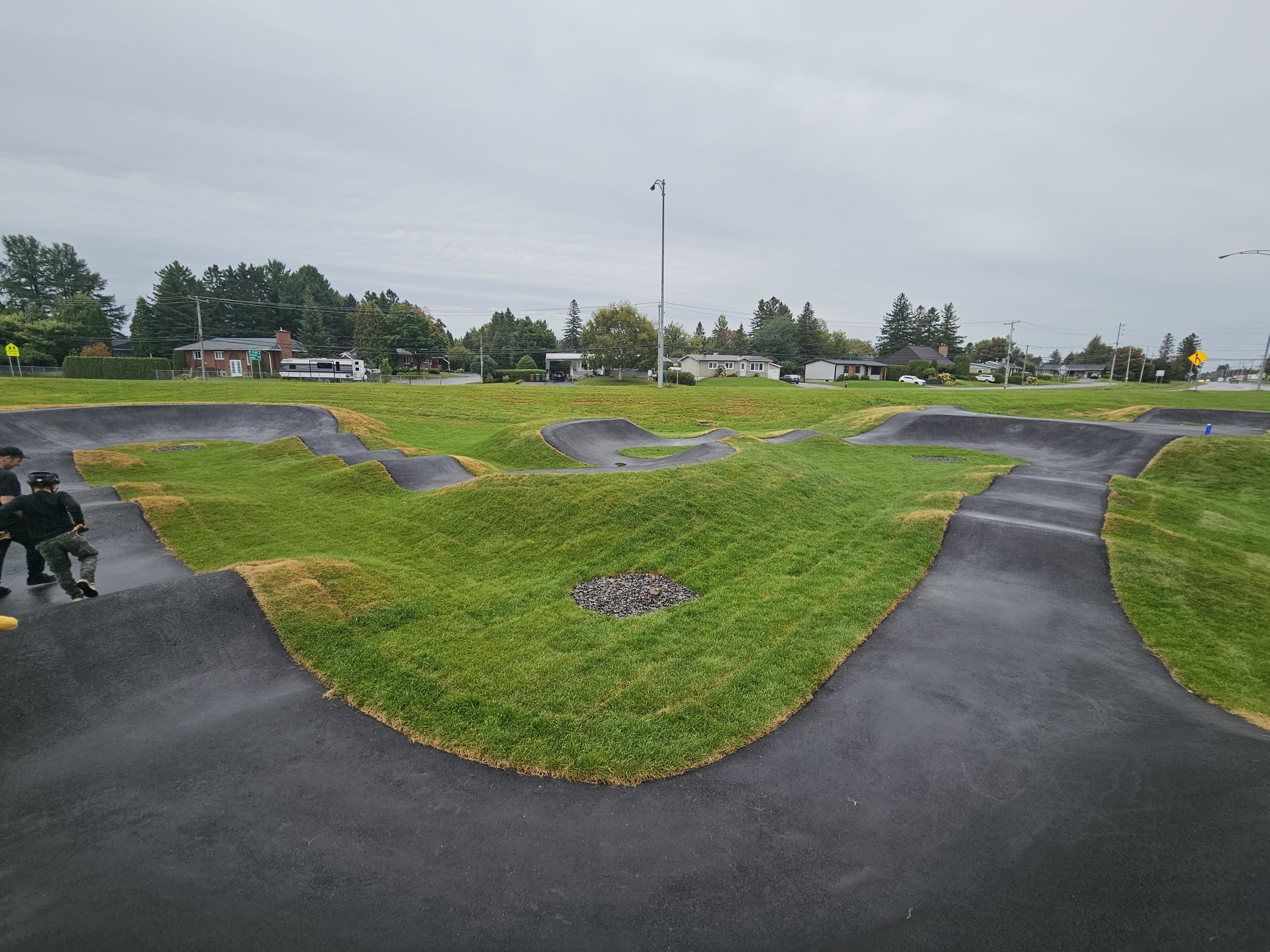 Pompe track saint-marc — photo 1
