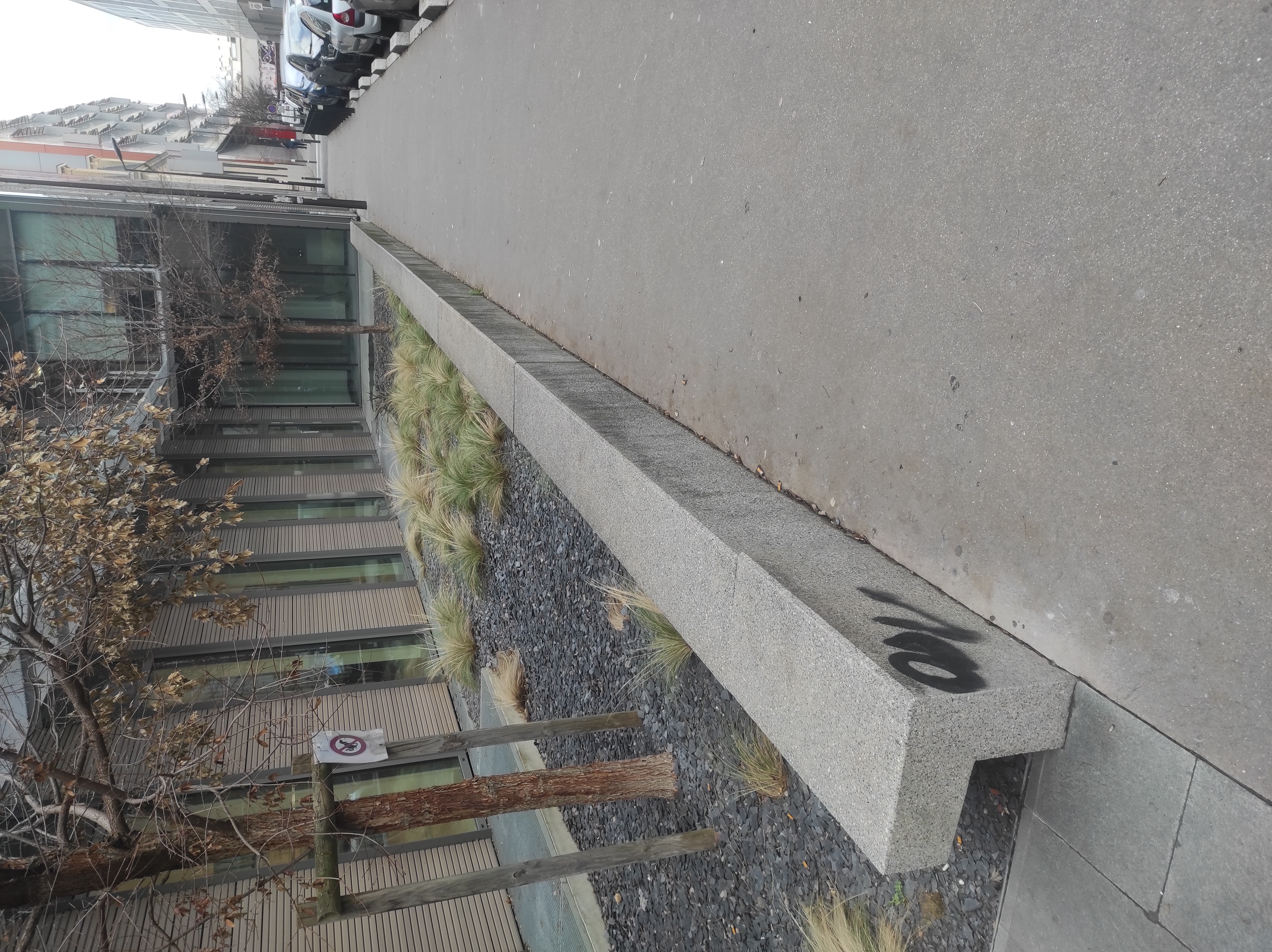 Rue des Longs Quartiers Spot — photo 1