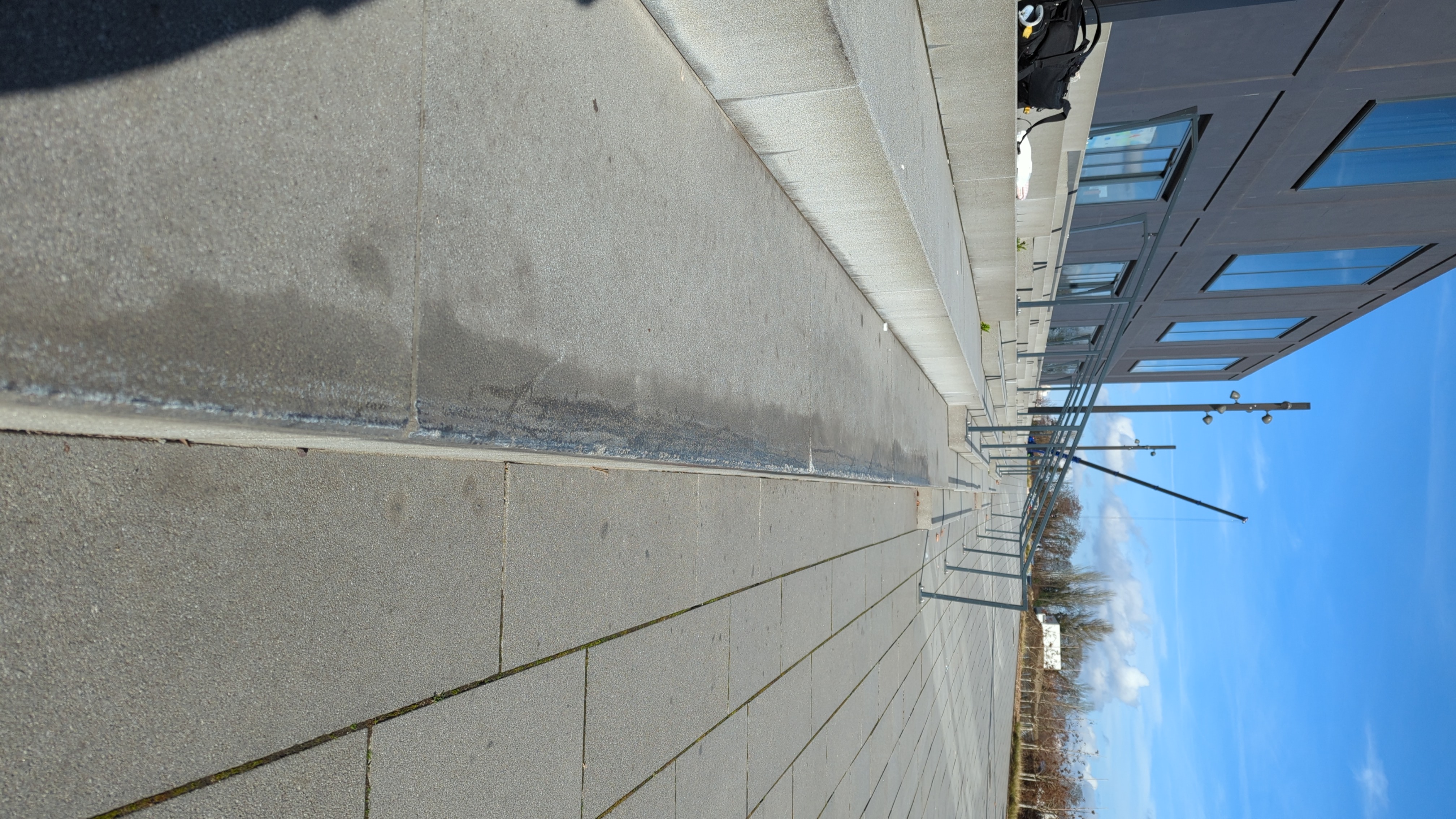 Parvis du Maillon — photo 1