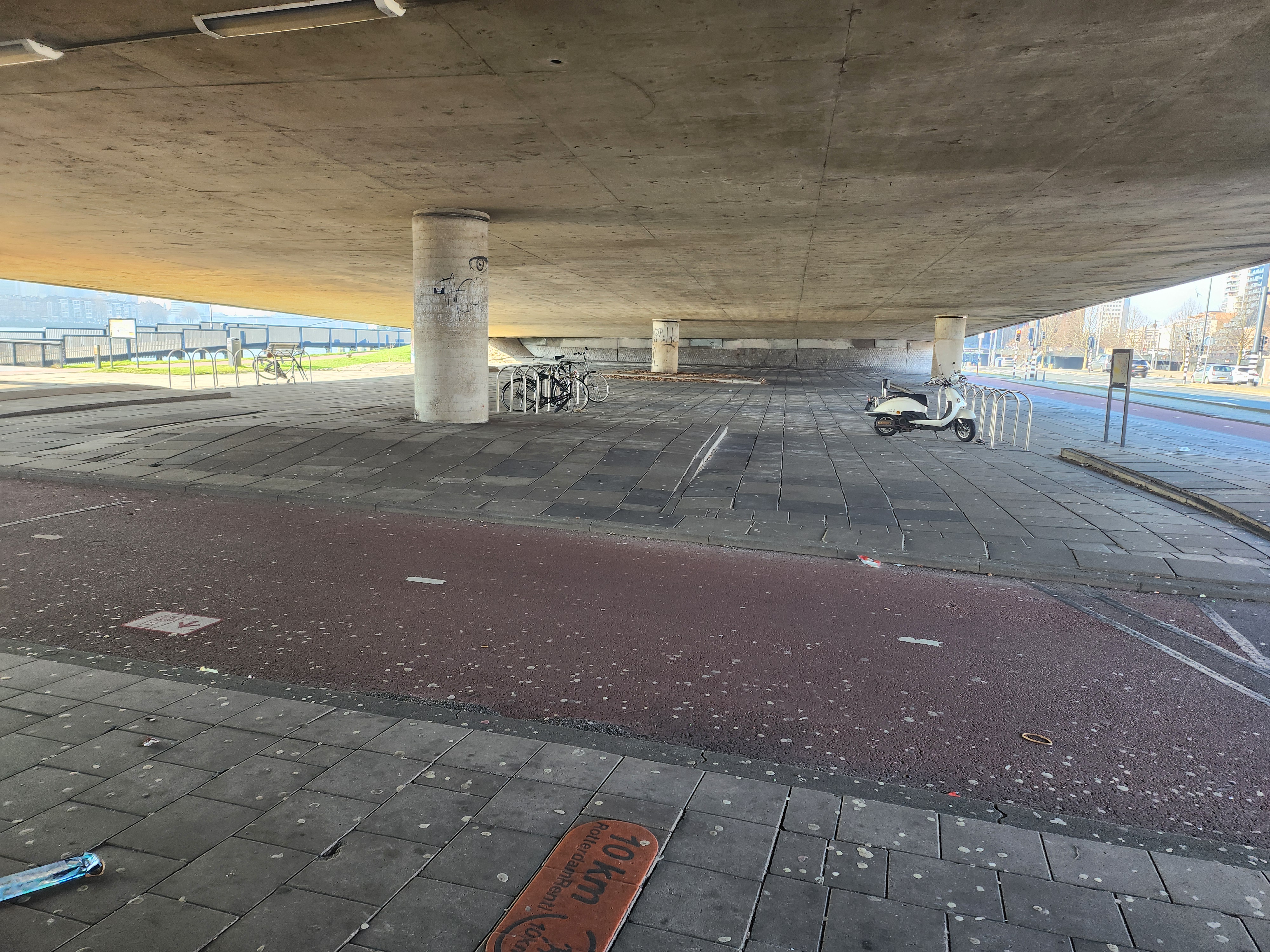 Flat area close water — photo 1