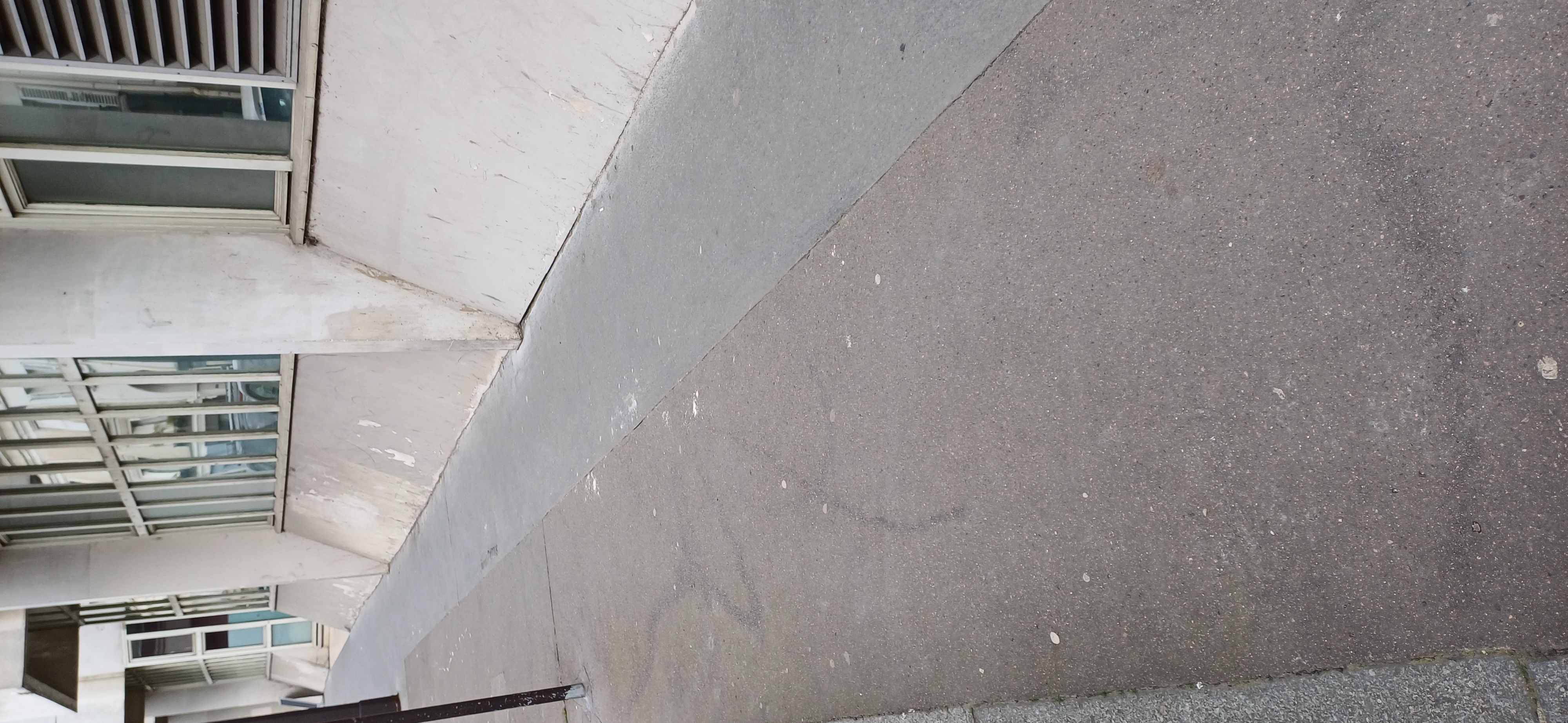 Wall rue du Fer à moulin — photo 1