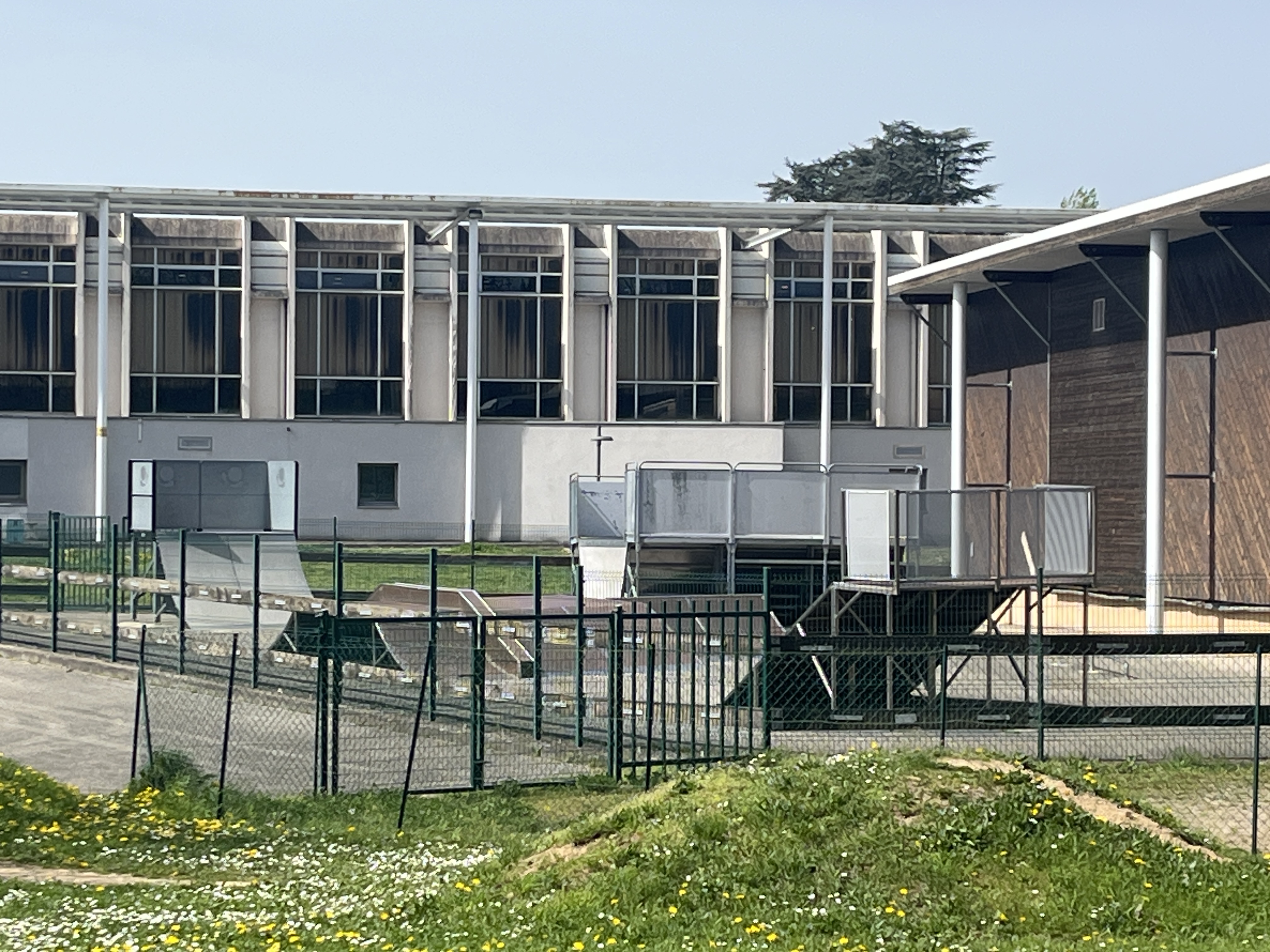 La Tour-de-Salvagny skatepark — photo 1