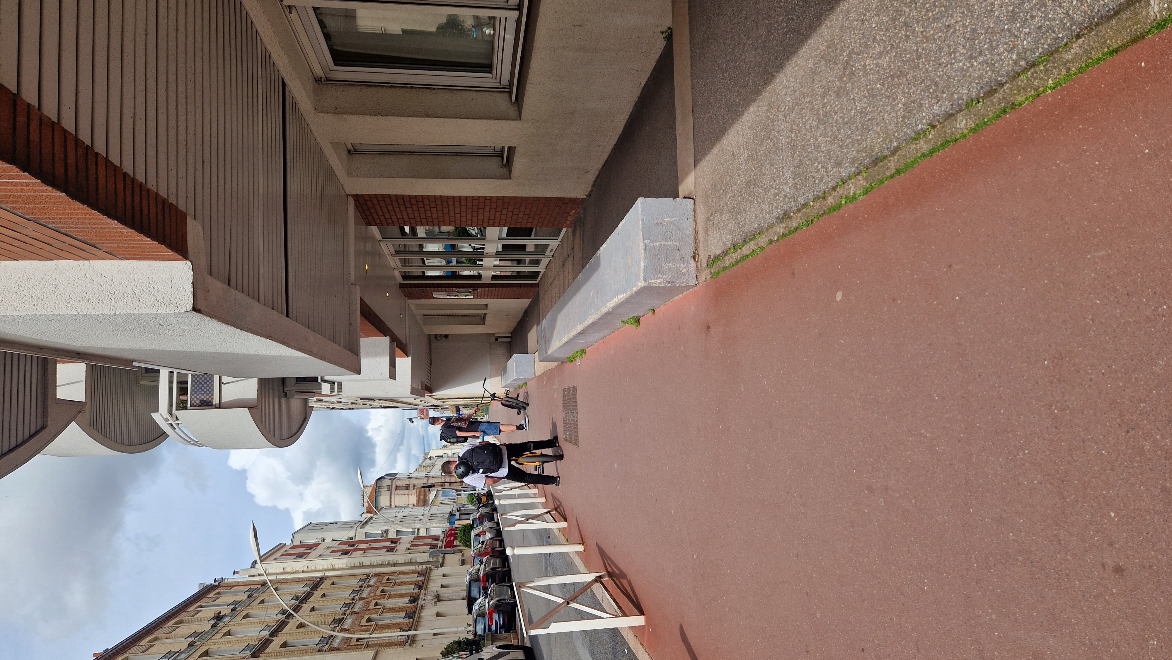 Rue Carves Spot — photo 1