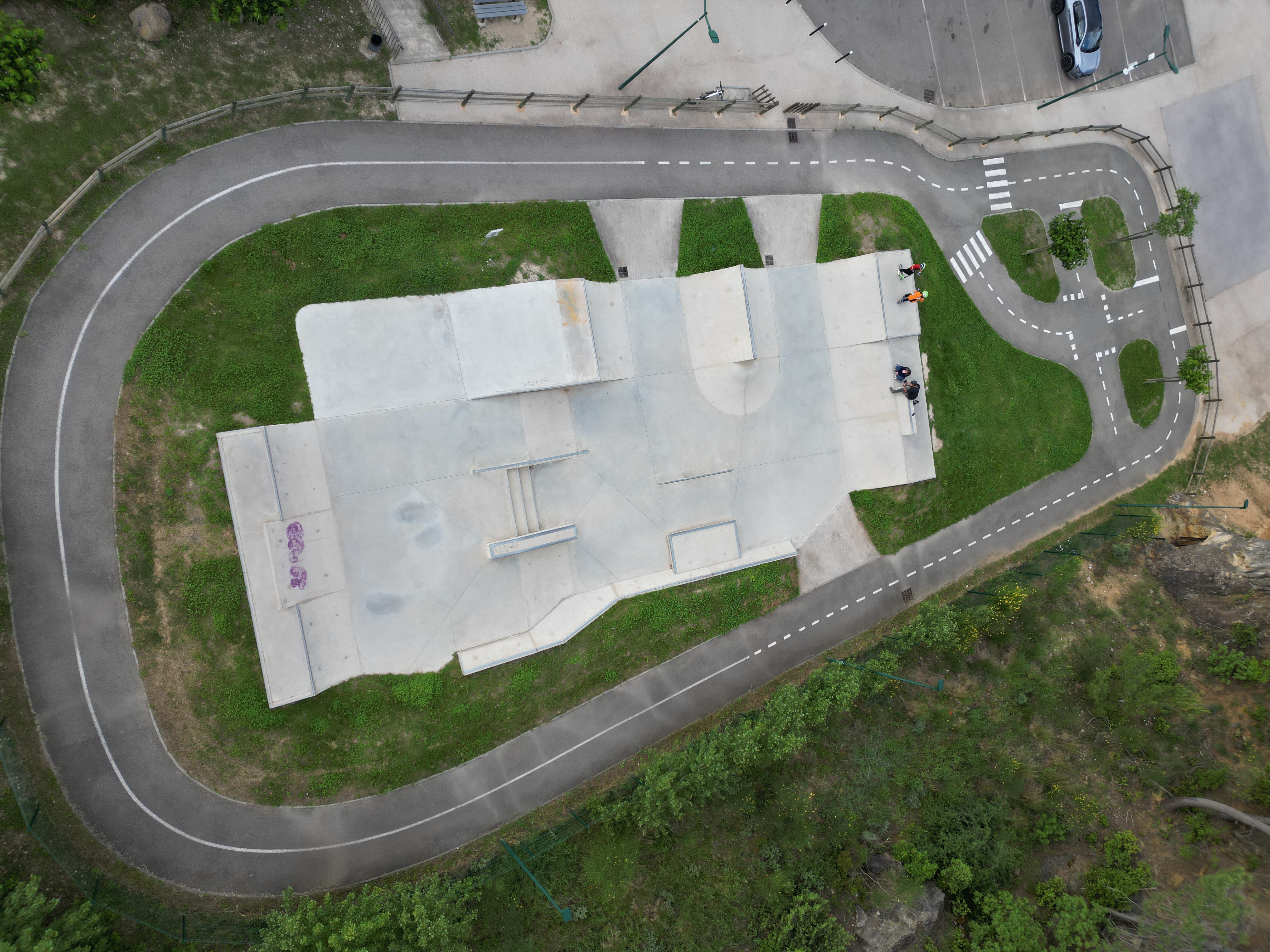 Skatepark Mondragon — photo 1