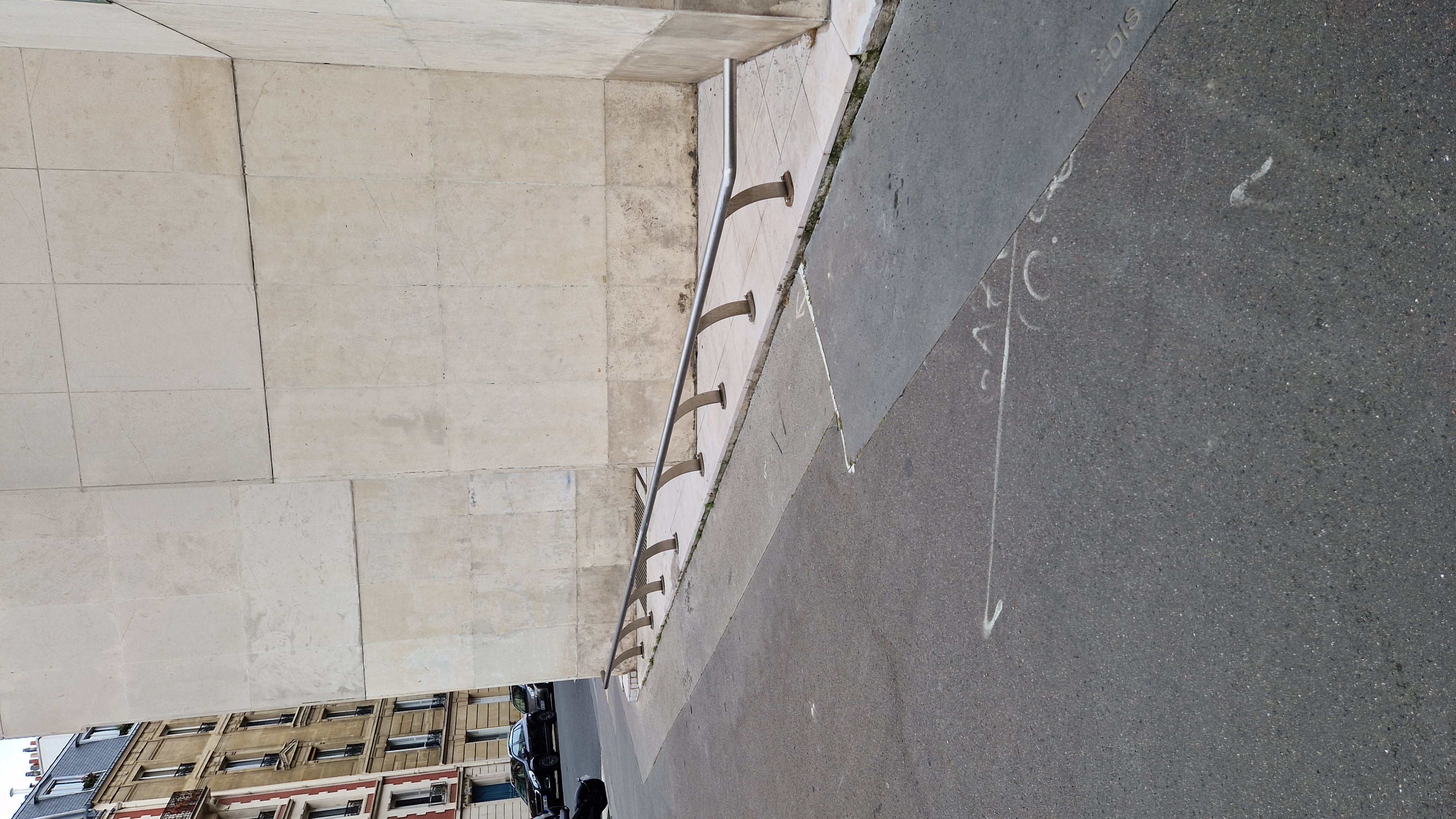 Rue du Général Bertrand Spot — photo 1