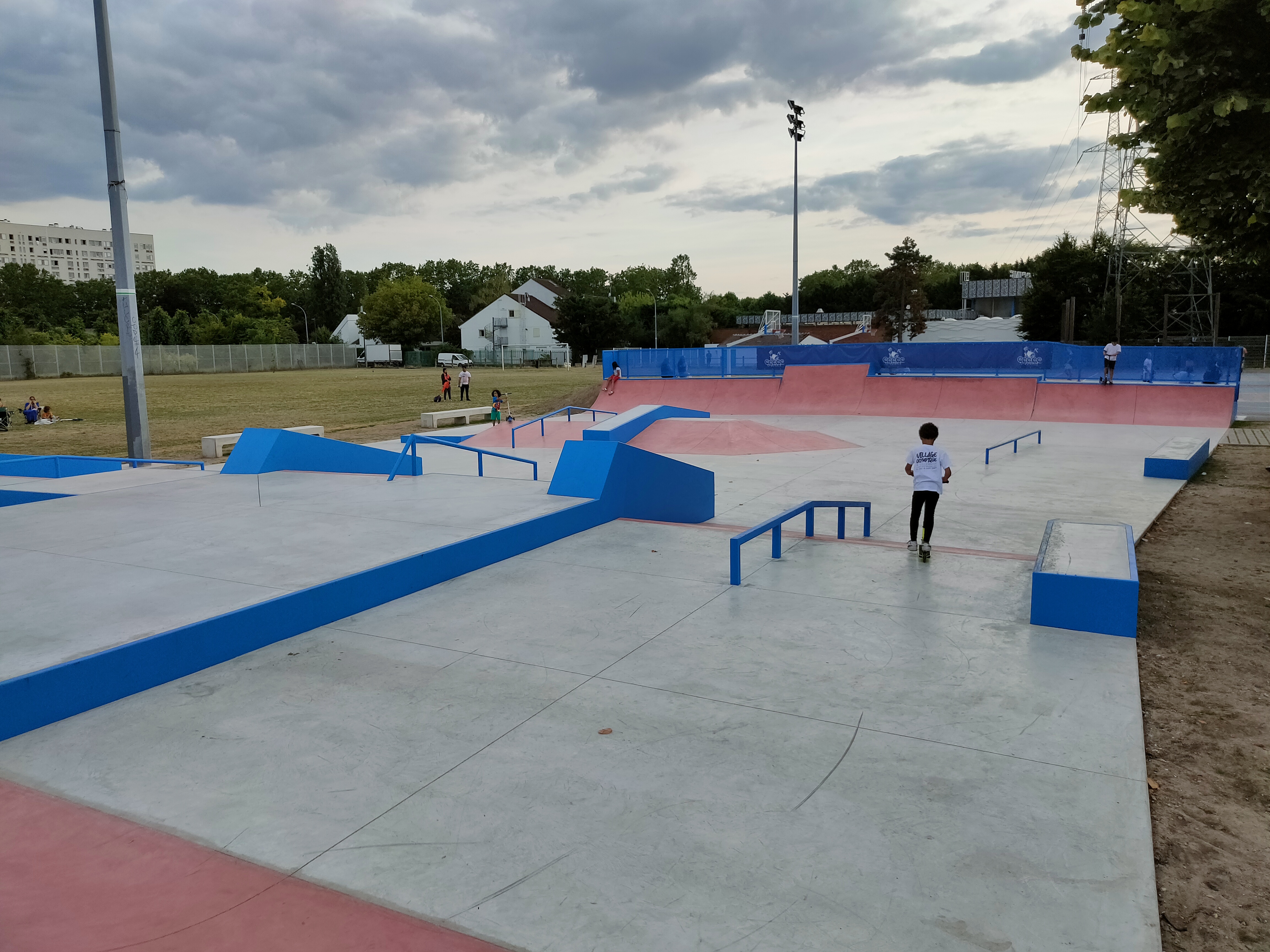 Skatepark Villeneuve — photo 1