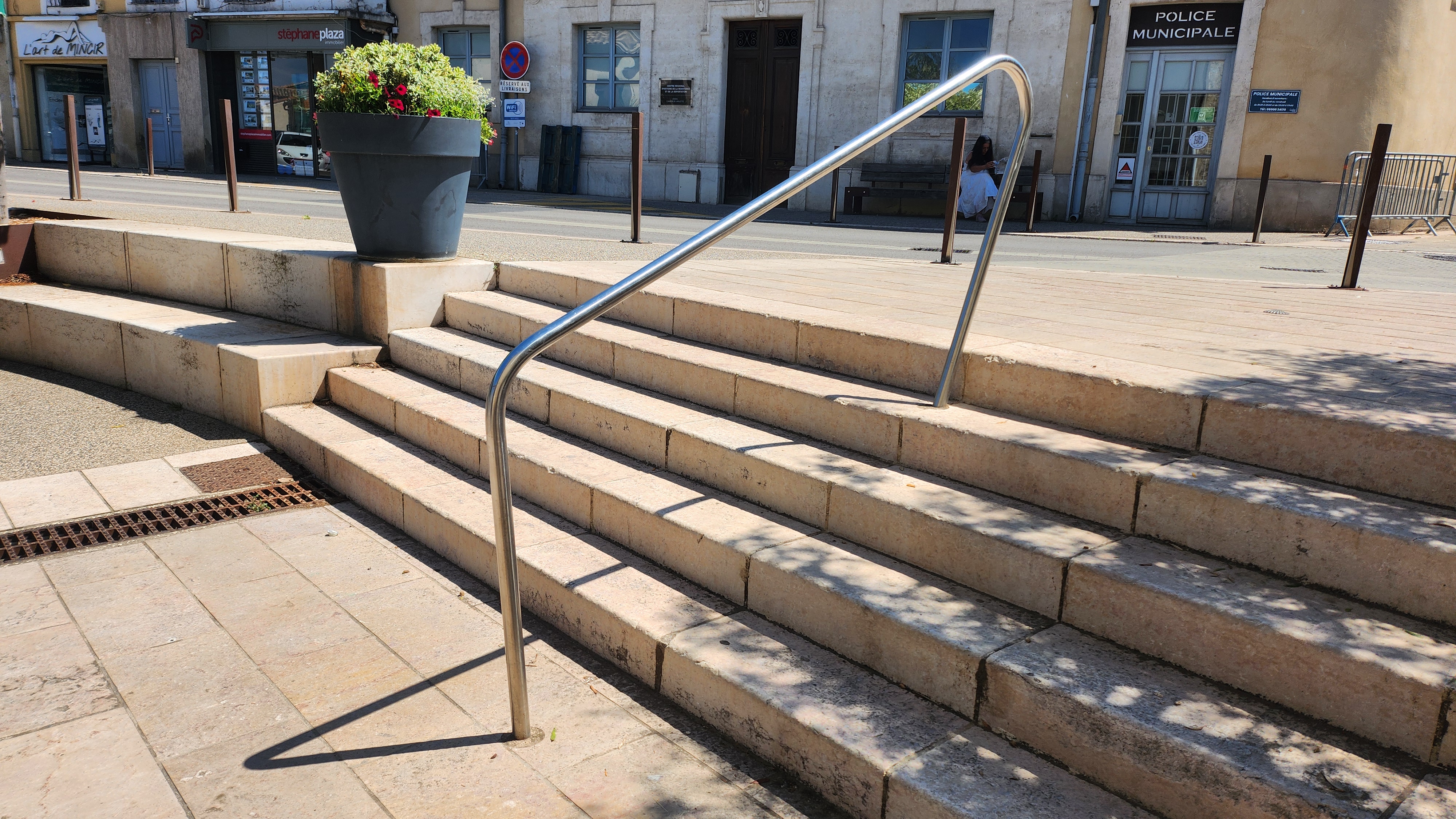 Short rail Castelnau — photo 1